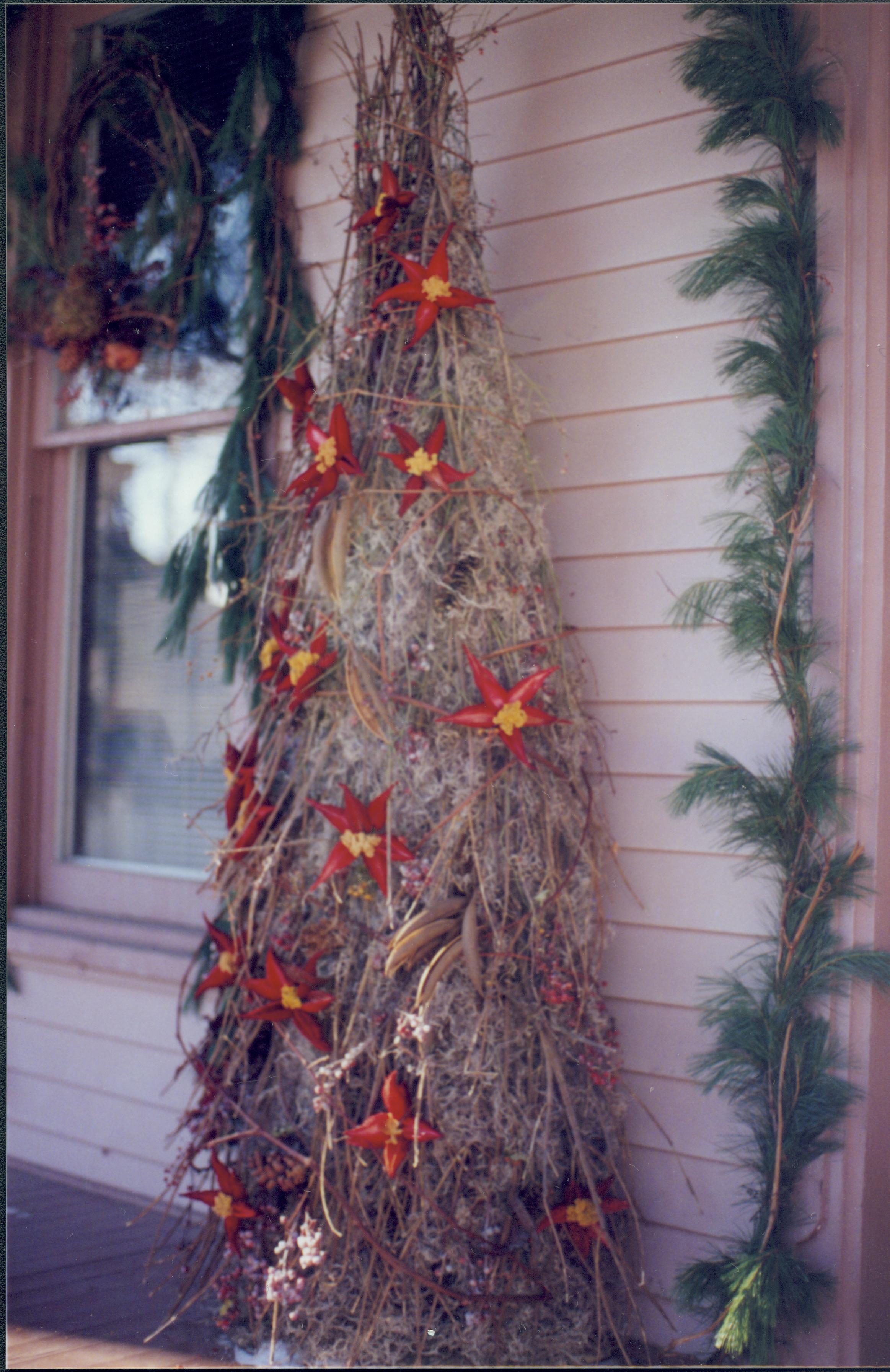 Lincoln Home NHS- Christmas in Lincoln Neighborhood Looking southwest toward Christmas decoration on Beedle porch. Detail. Christmas, neighborhood, Beedle, decoration, porch