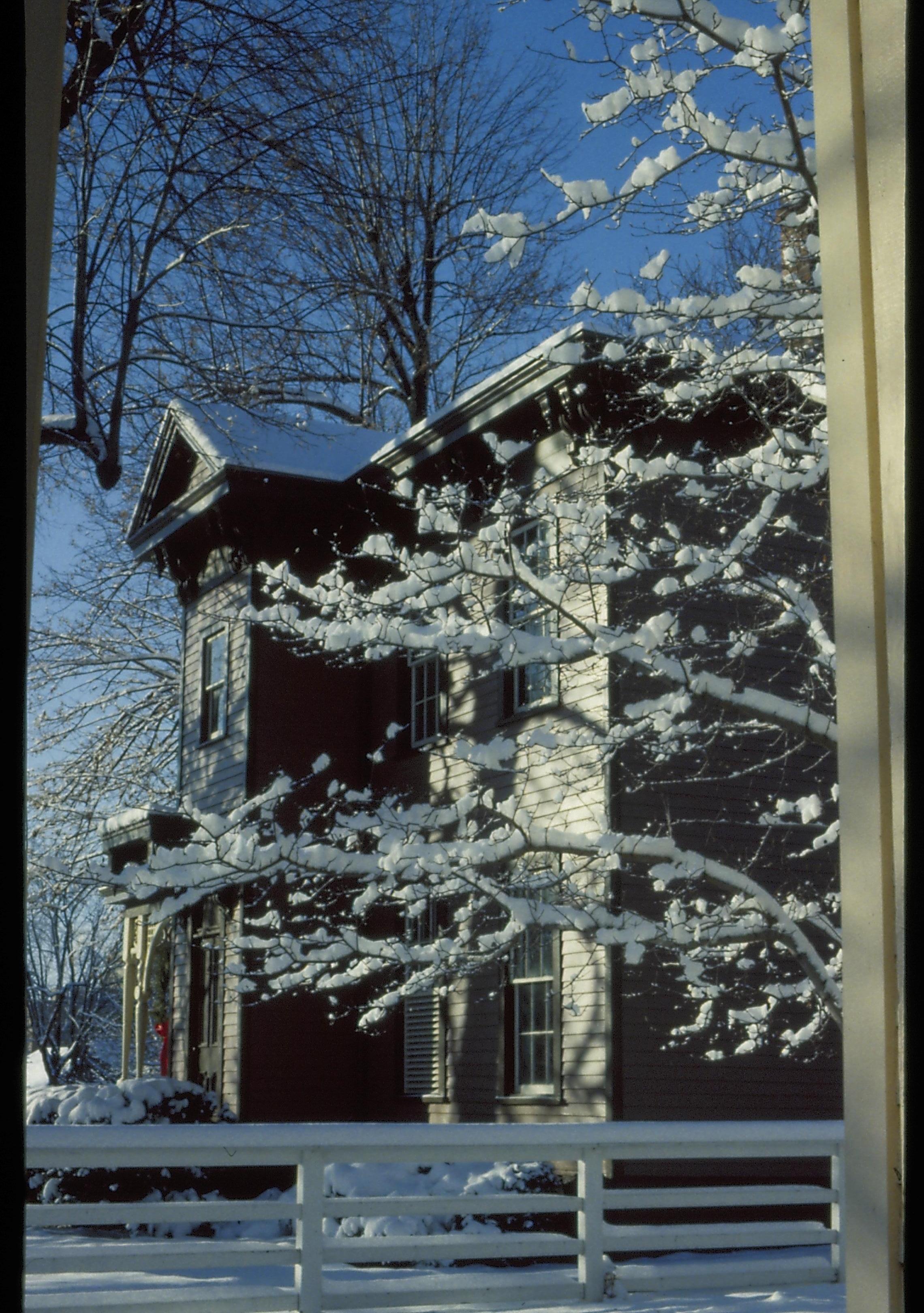 Lincoln Home NHS- Christmas in Lincoln Neighborhood Looking south west from Rosenwald porch, Dean house decorated for Christmas. Detail. Christmas, decorations, Dean, Rosenwald, Lyon, decor, wreath