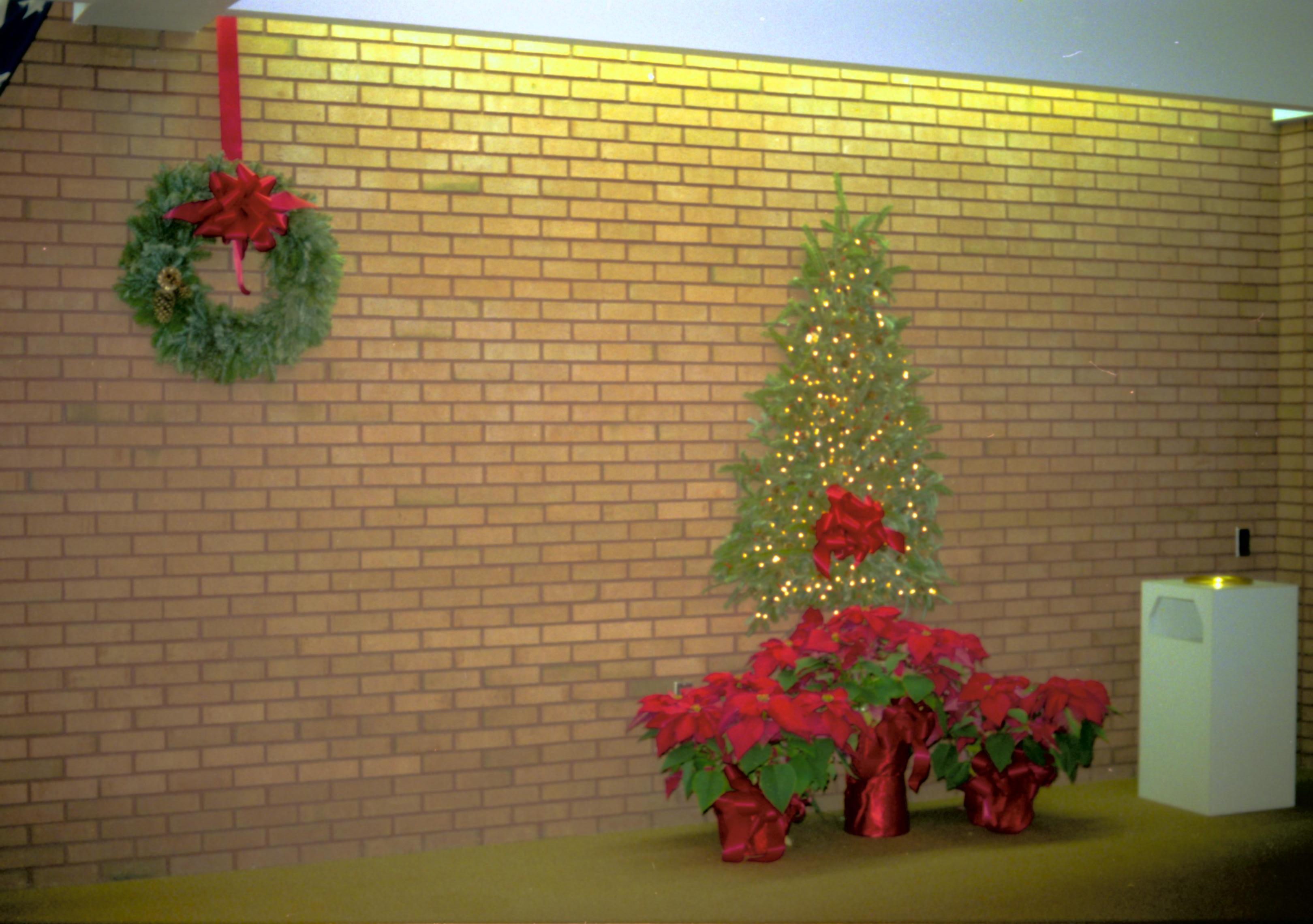 NA Lincoln Home NHS- Christmas in Lincoln Neighborhood, 444375, 80 B Christmas, decorations, exhibit