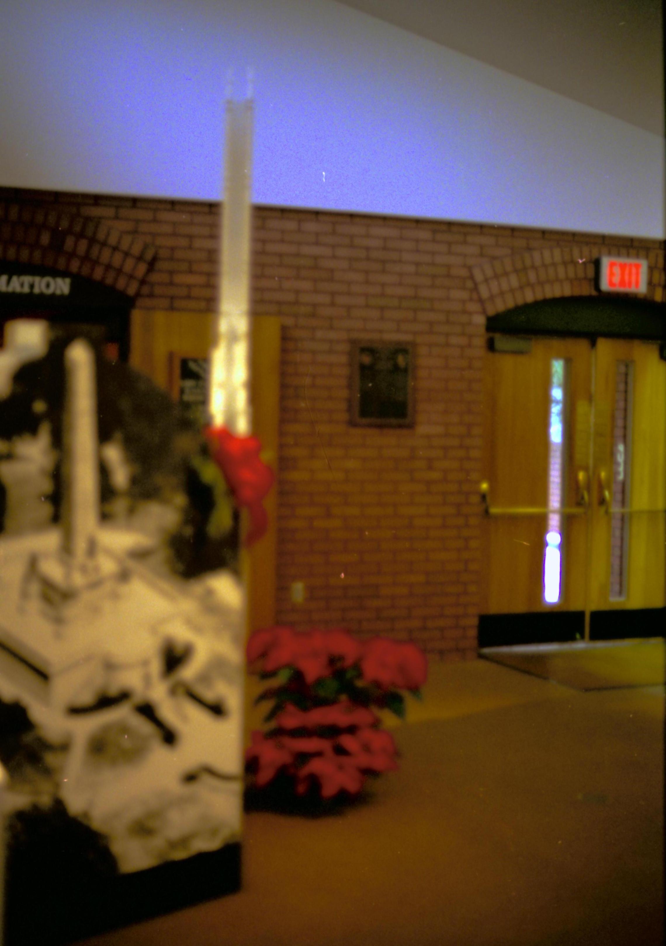 NA Lincoln Home NHS- Christmas in Lincoln Neighborhood, 444375, 80 B Christmas, decorations