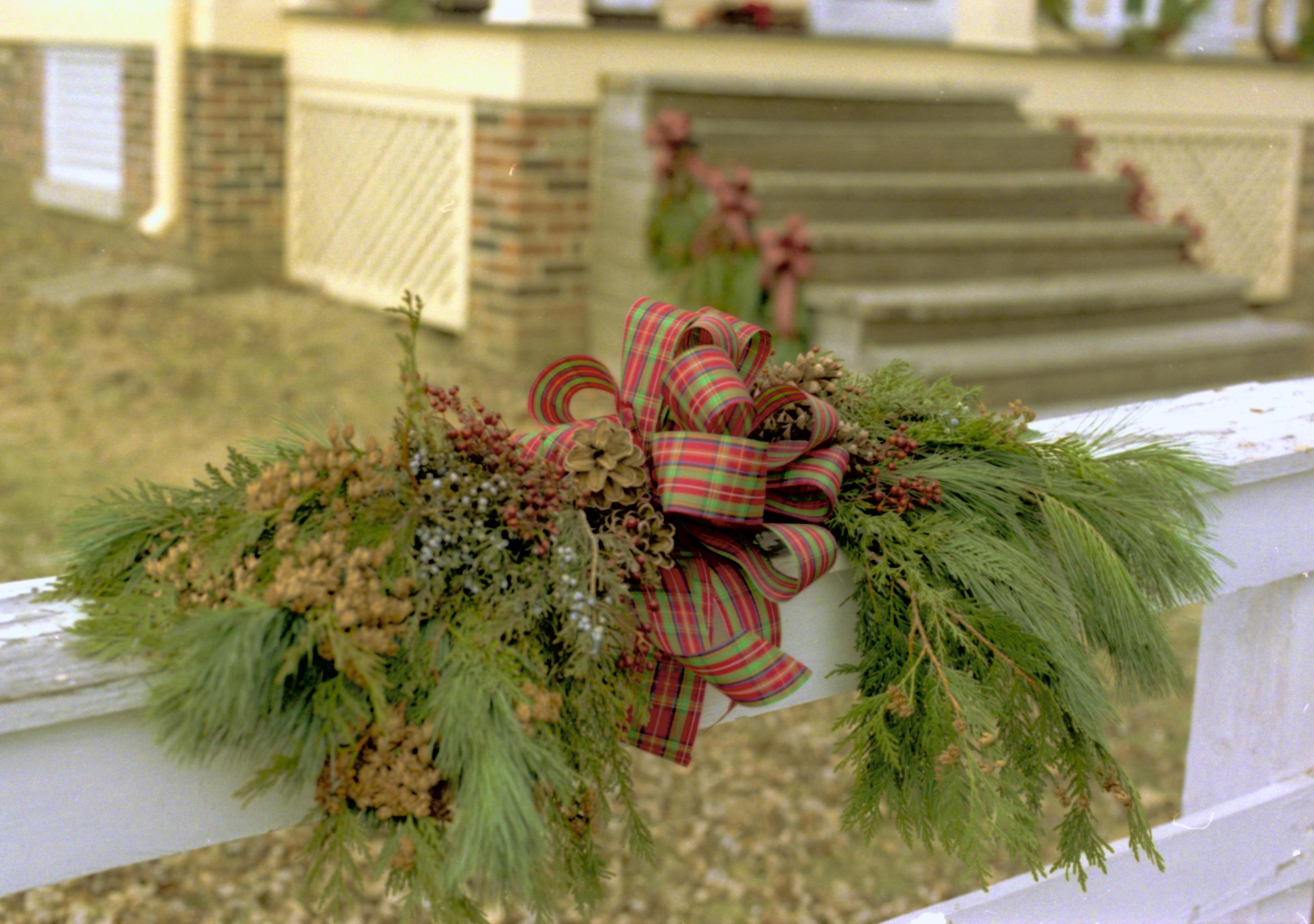 NA Lincoln Home NHS- Christmas in Lincoln Neighborhood, 92A, 14 Christmas, decorations