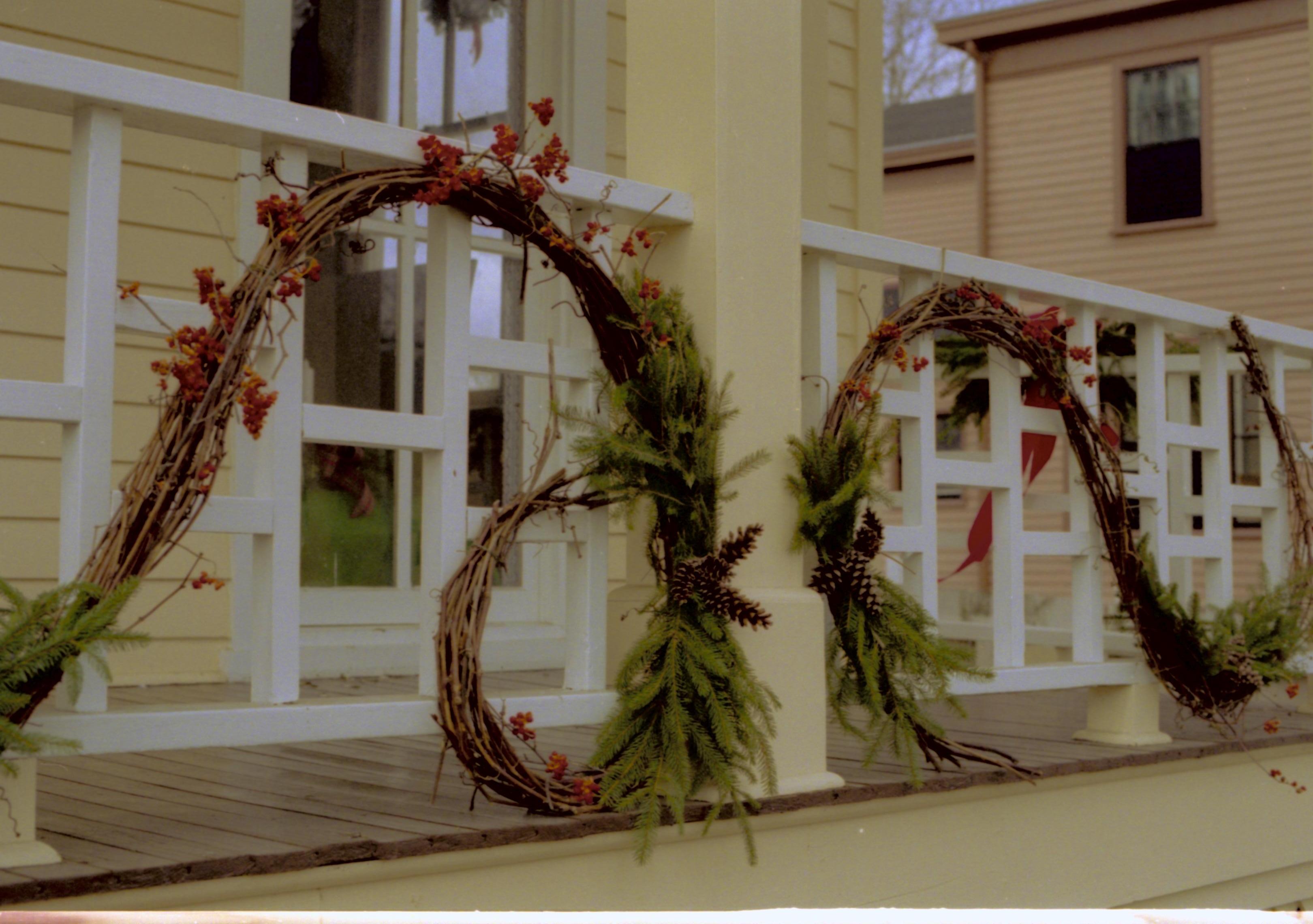 NA Lincoln Home NHS- Christmas in Lincoln Neighborhood, 92A, 14 Christmas, decorations