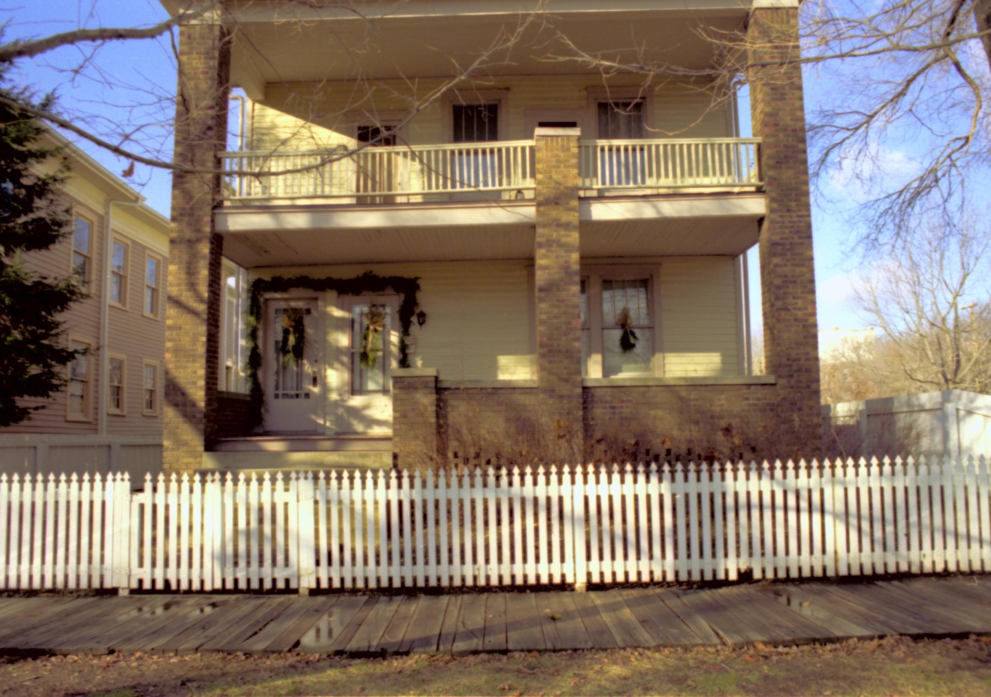 NA Lincoln Home NHS- Christmas in Lincoln Neighborhood, 131A, 416726 Christmas, decorations