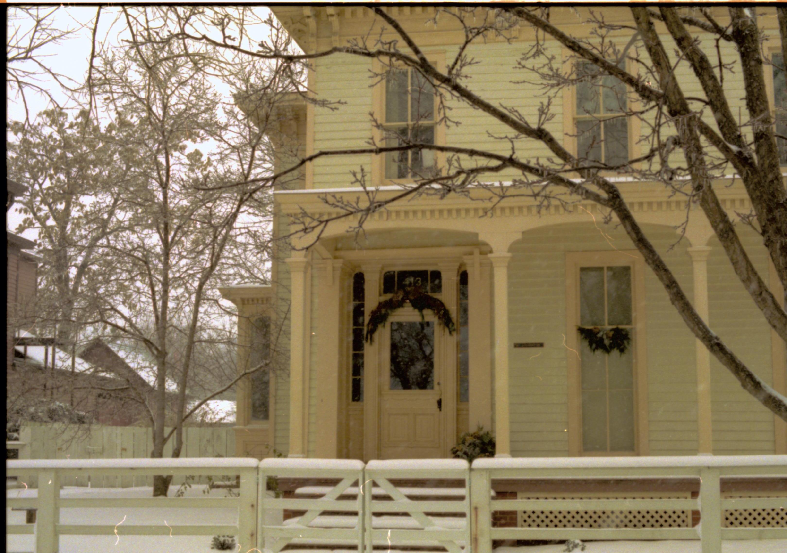 NA Lincoln Home NHS- Christmas in Lincoln Neighborhood, 129A, 416714 Christmas, decorations