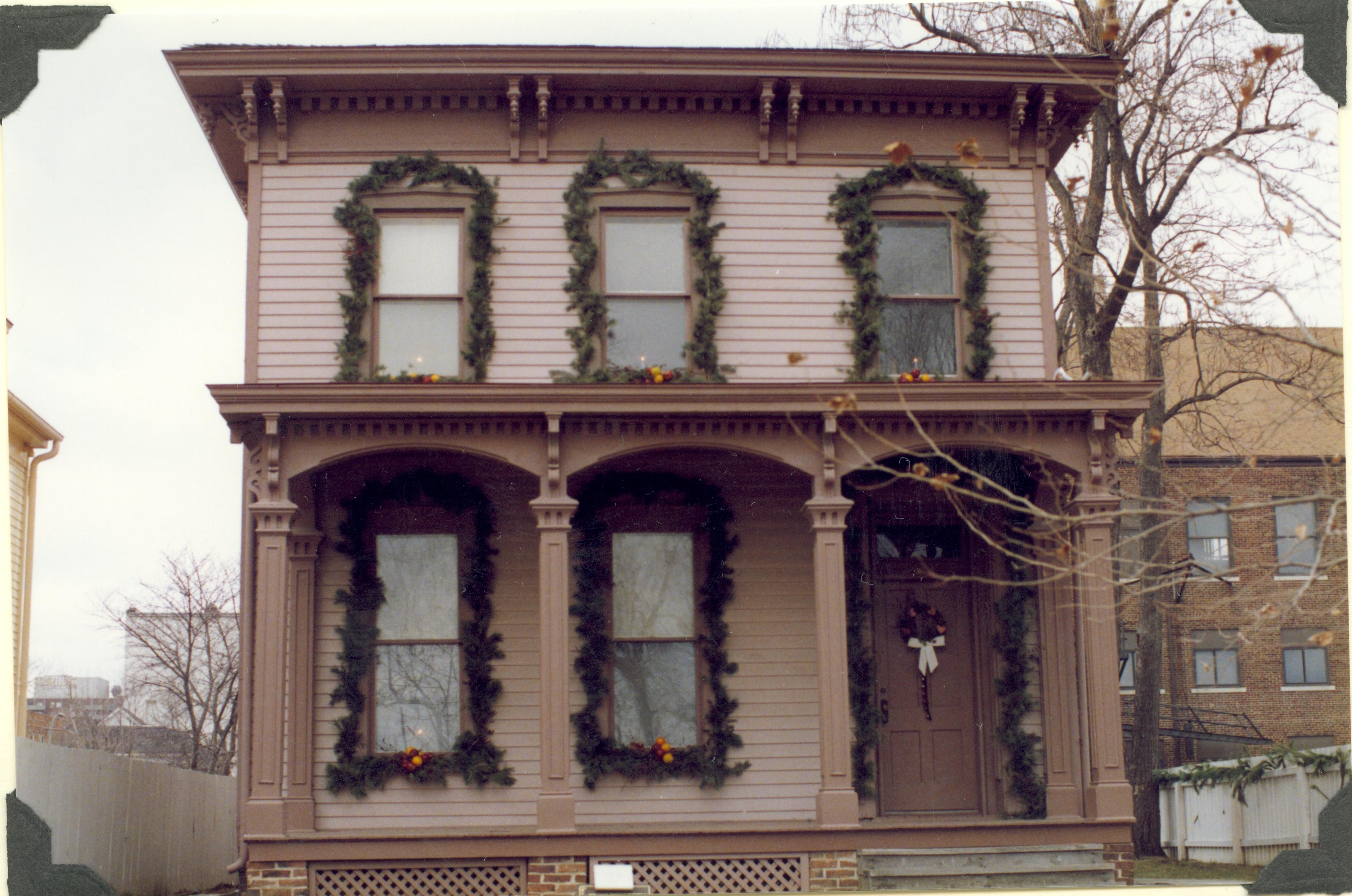 NA Lincoln Home NHS- Christmas in Lincoln Neighborhood Christmas, decorations, neighborhood