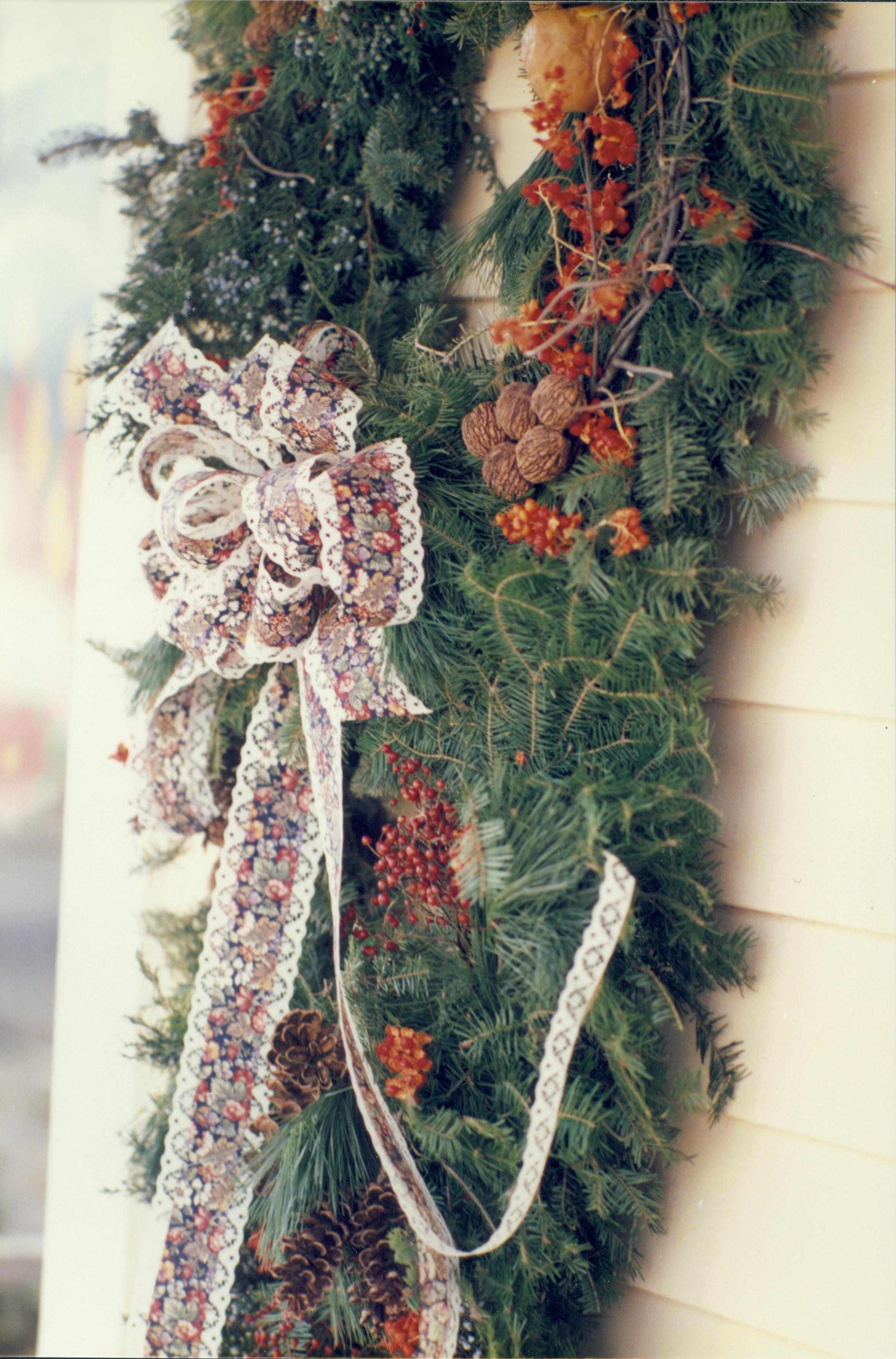 NA Lincoln Home NHS- Christmas in Lincoln Neighborhood Christmas, decorations, neighborhood