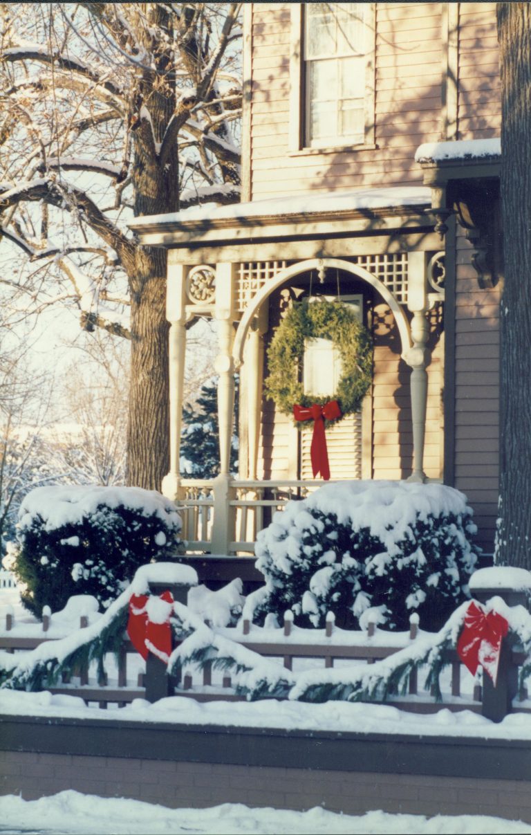 NA Lincoln Home NHS- Christmas in Lincoln Neighborhood Christmas, decorations, neighborhood