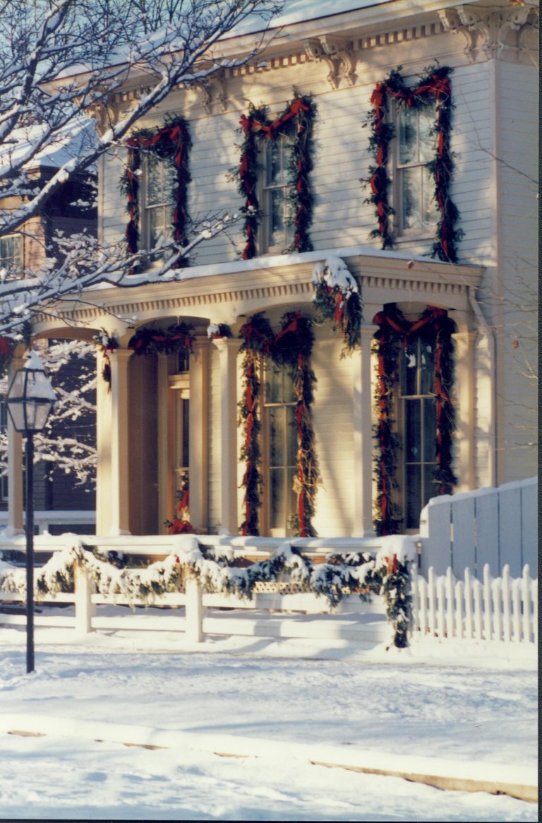 NA Lincoln Home NHS- Christmas in Lincoln Neighborhood Christmas, decorations, neighborhood