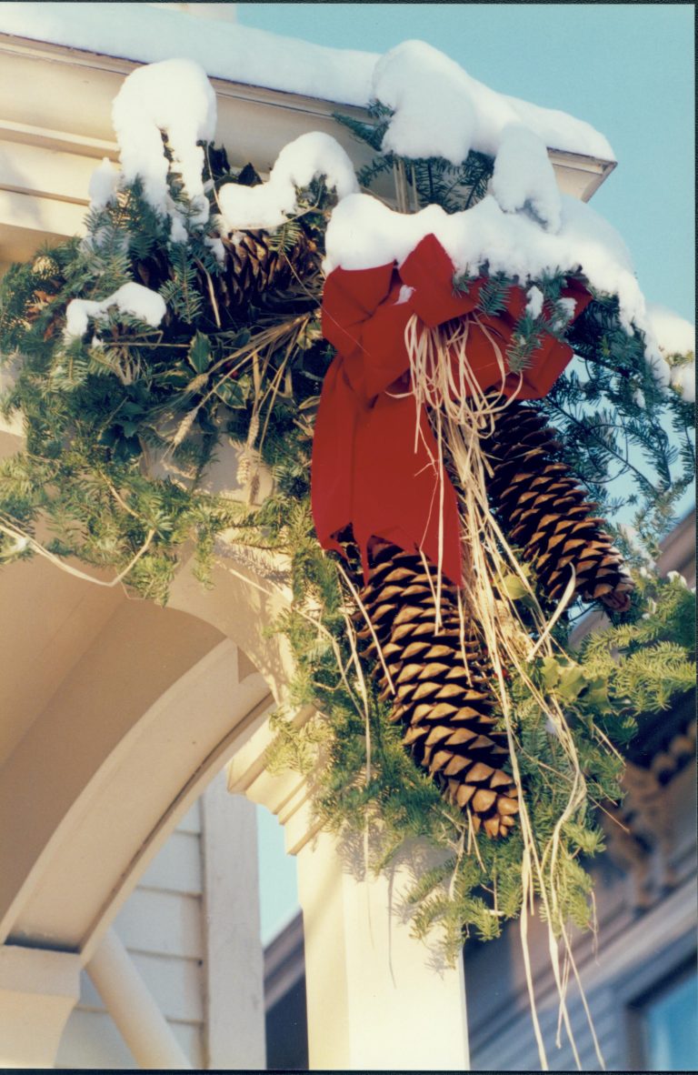 NA Lincoln Home NHS- Christmas in Lincoln Neighborhood Christmas, decorations, neighborhood