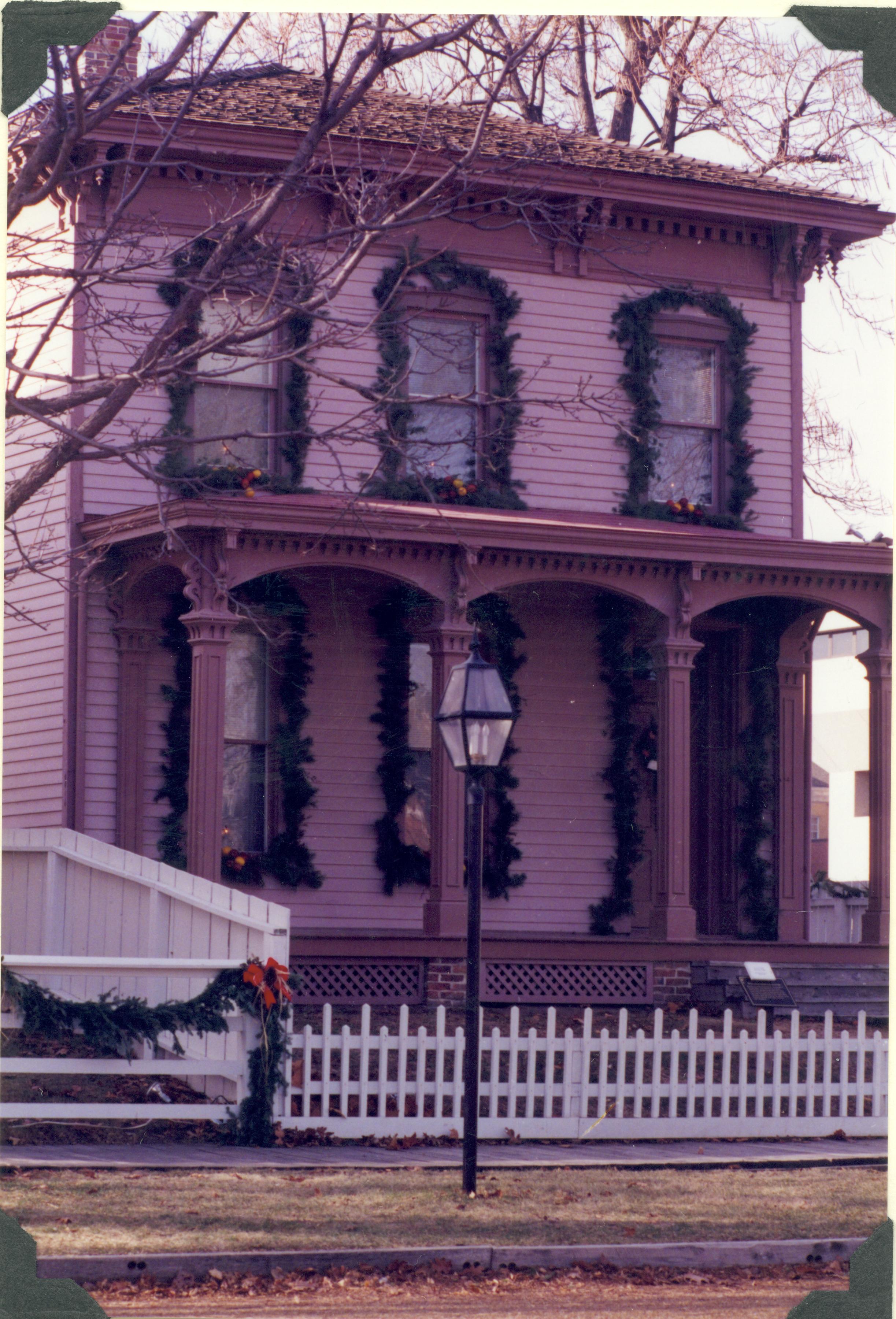 NA Lincoln Home NHS- Christmas in Lincoln Neighborhood Christmas, decoration, neighborhood