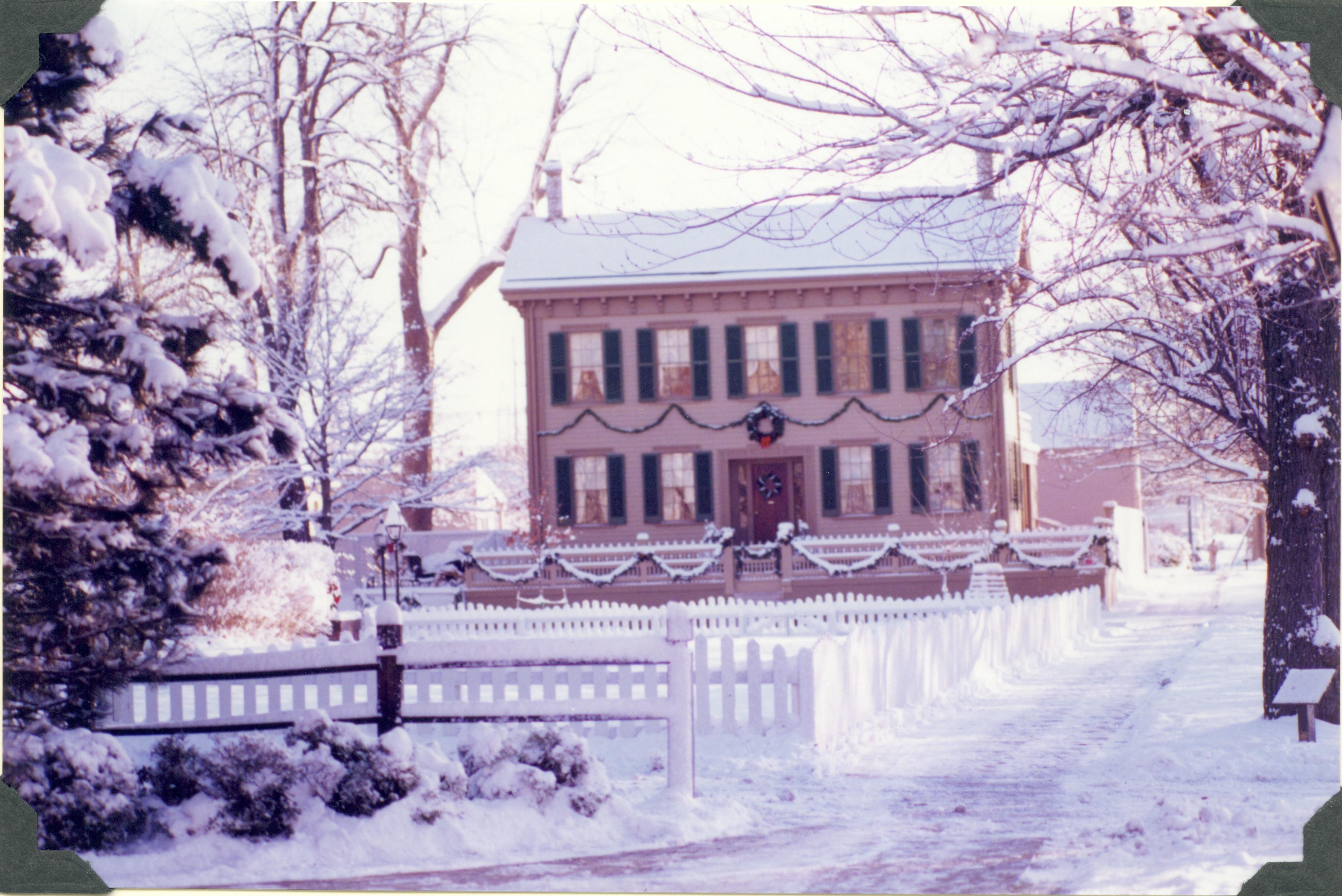 NA Lincoln Home NHS- Christmas in Lincoln Neighborhood Christmas, decoration, neighborhood