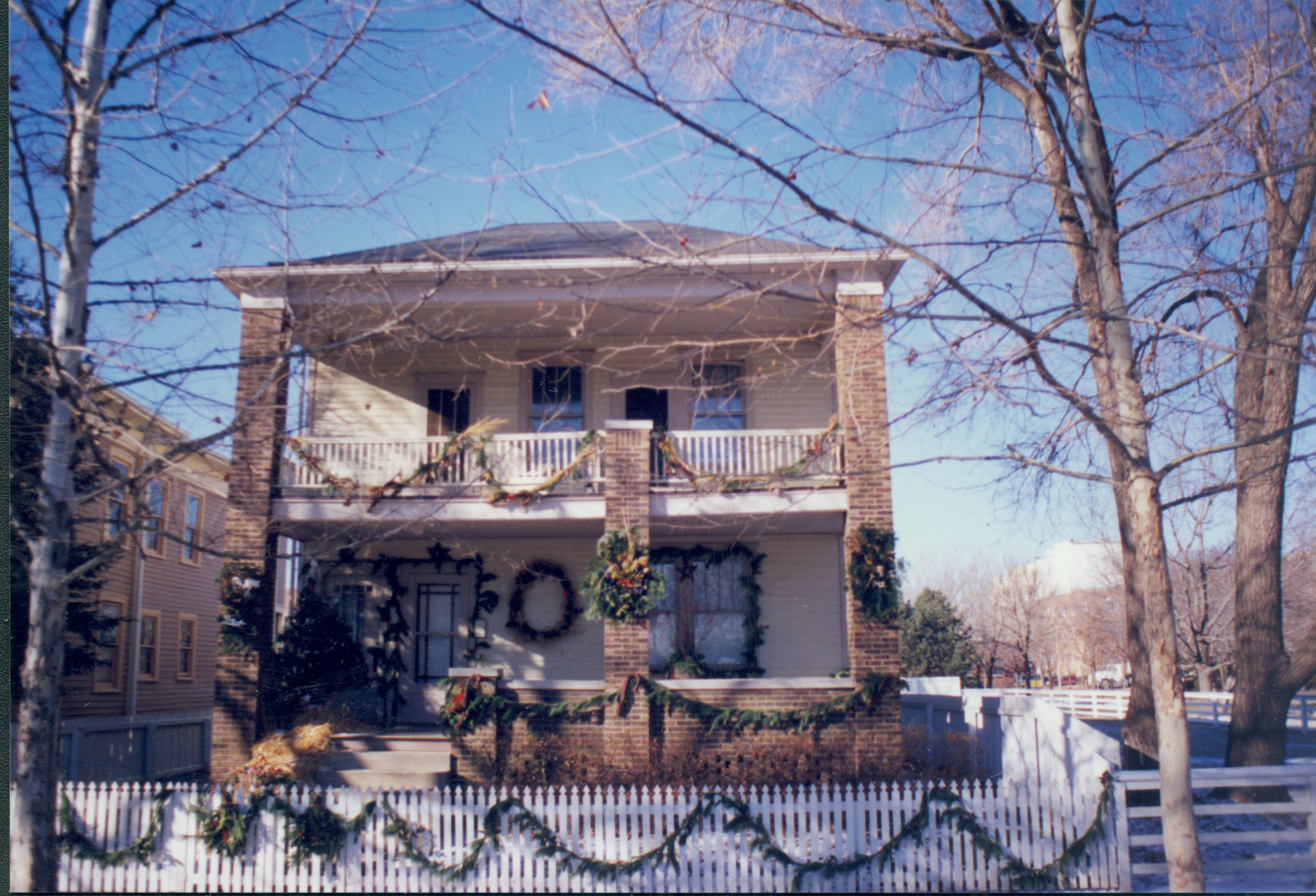 NA Lincoln Home NHS- Christmas in Lincoln Neighborhood Christmas, neighborhood