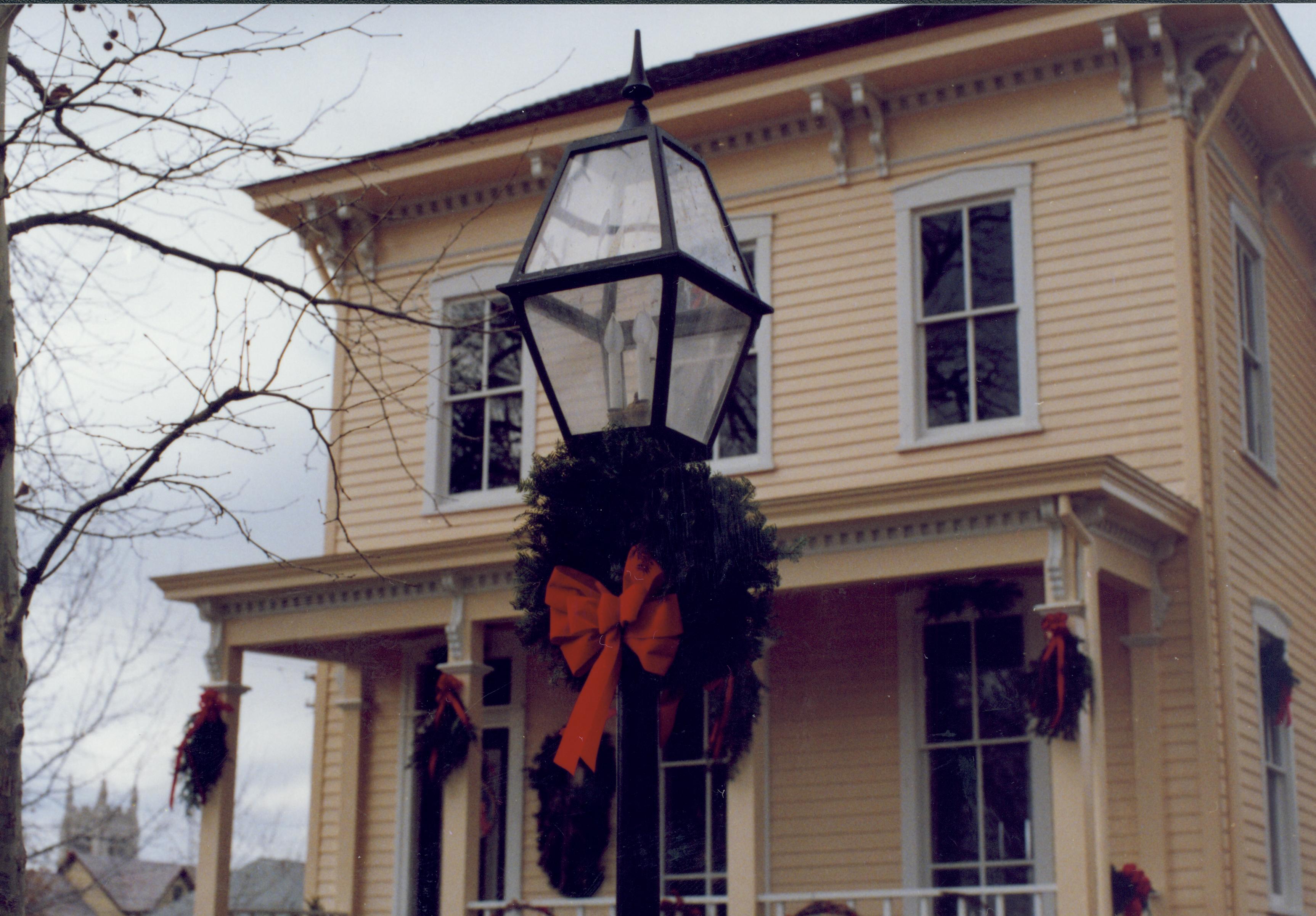 NA Lincoln Home NHS- Christmas in Lincoln Neighborhood Christmas, decorations, neighborhood