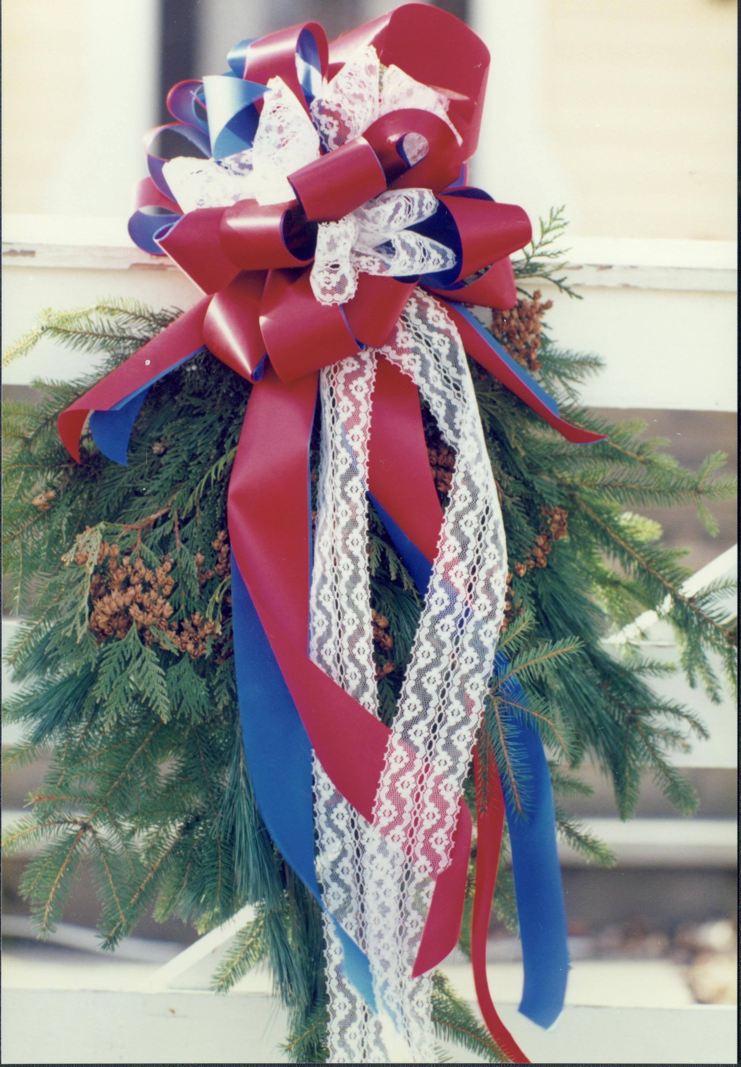 NA Lincoln Home NHS- Christmas in Lincoln Neighborhood Christmas, decorations, neighborhood