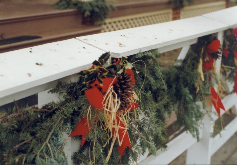 NA Lincoln Home NHS- Christmas in Lincoln Neighborhood Christmas, decorations, neighborhood