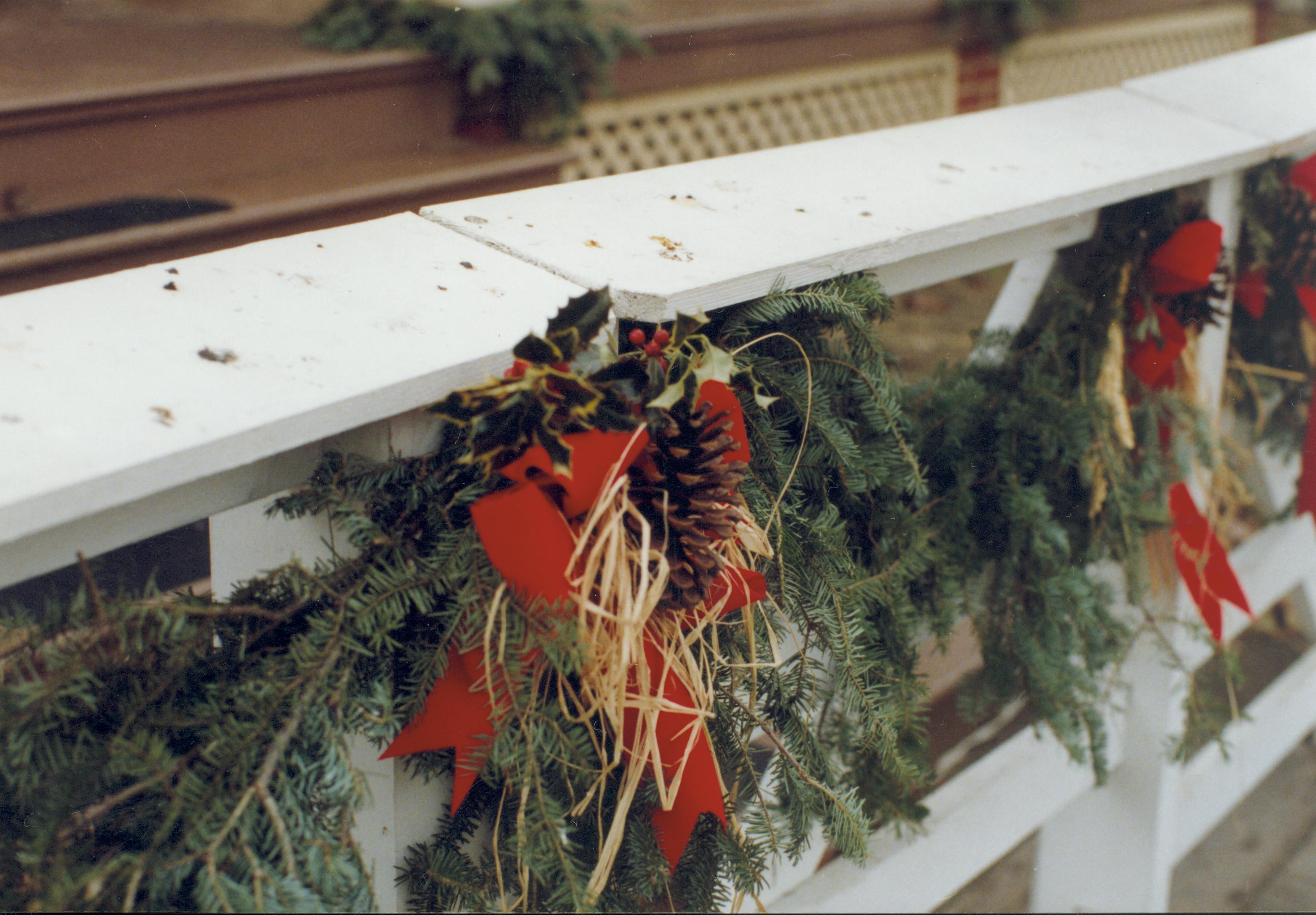 NA Lincoln Home NHS- Christmas in Lincoln Neighborhood Christmas, decorations, neighborhood