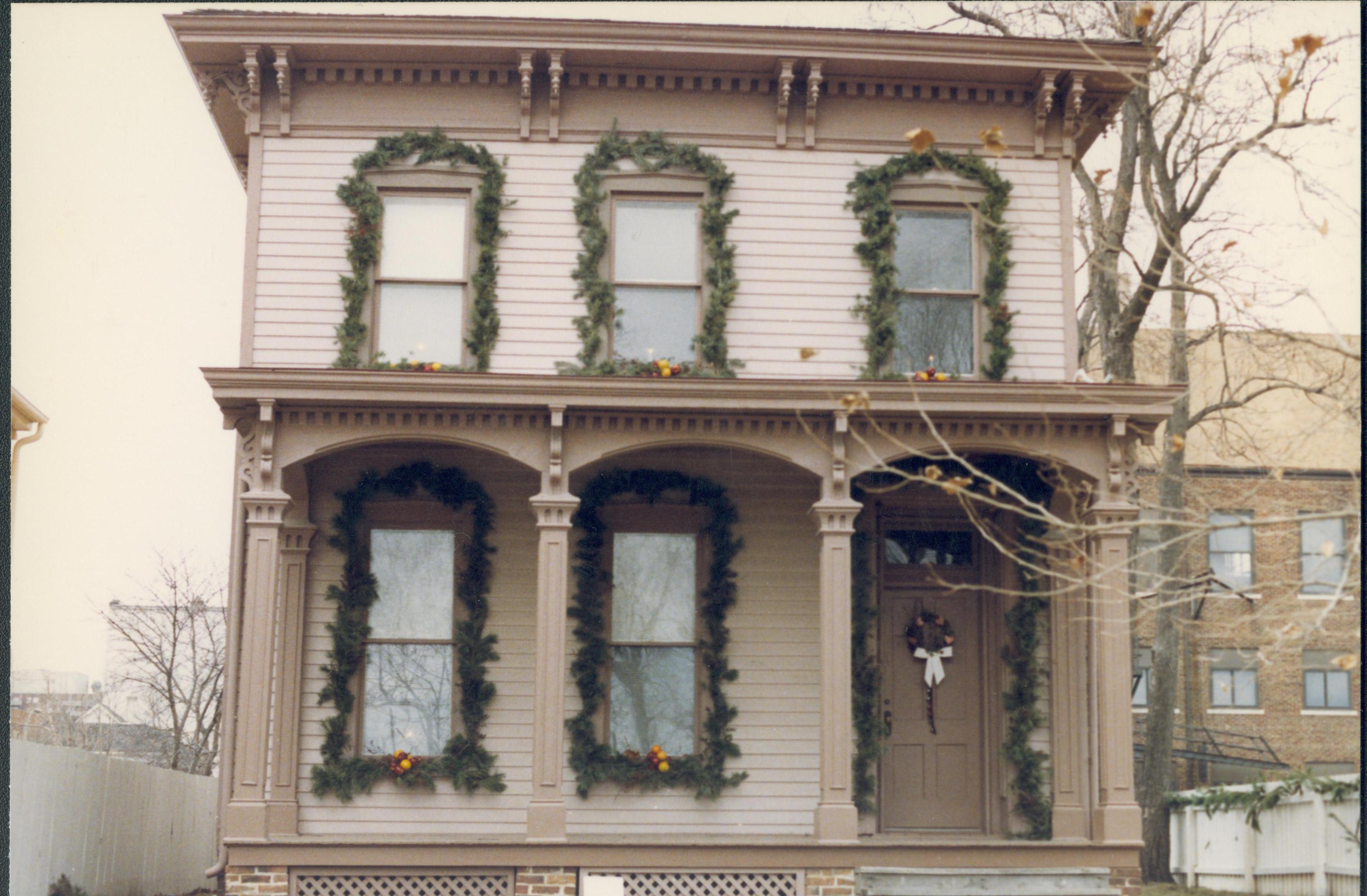 NA Lincoln Home NHS- Christmas in Lincoln Neighborhood Christmas, decorations, neighborhood