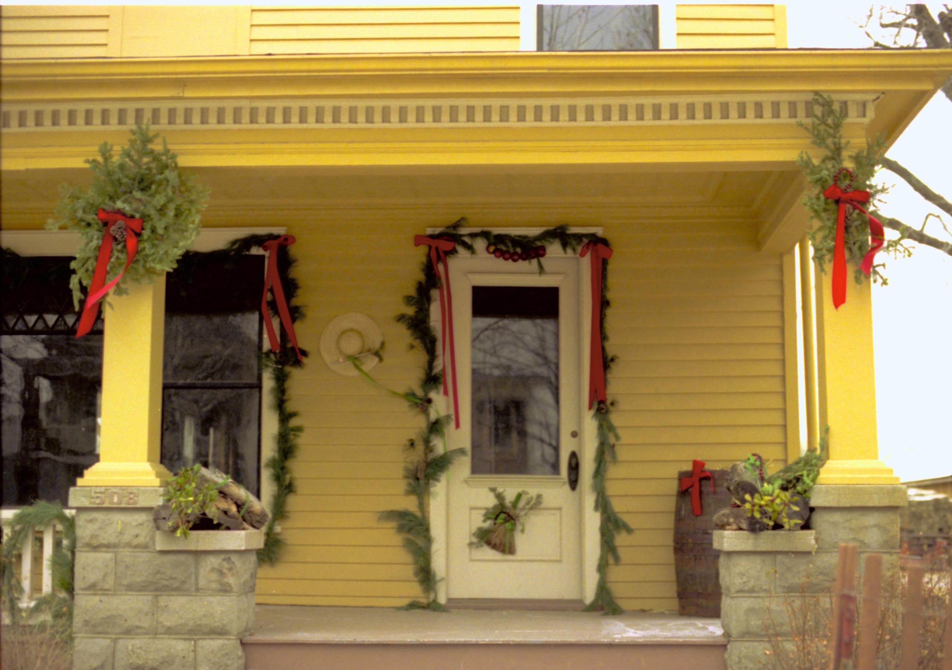 NA Lincoln Home NHS- Christmas in Licoln Neighborhood Awards Ceremony, 8198, 135A, 17 Christmas, neighborhood, ceremony, decorations