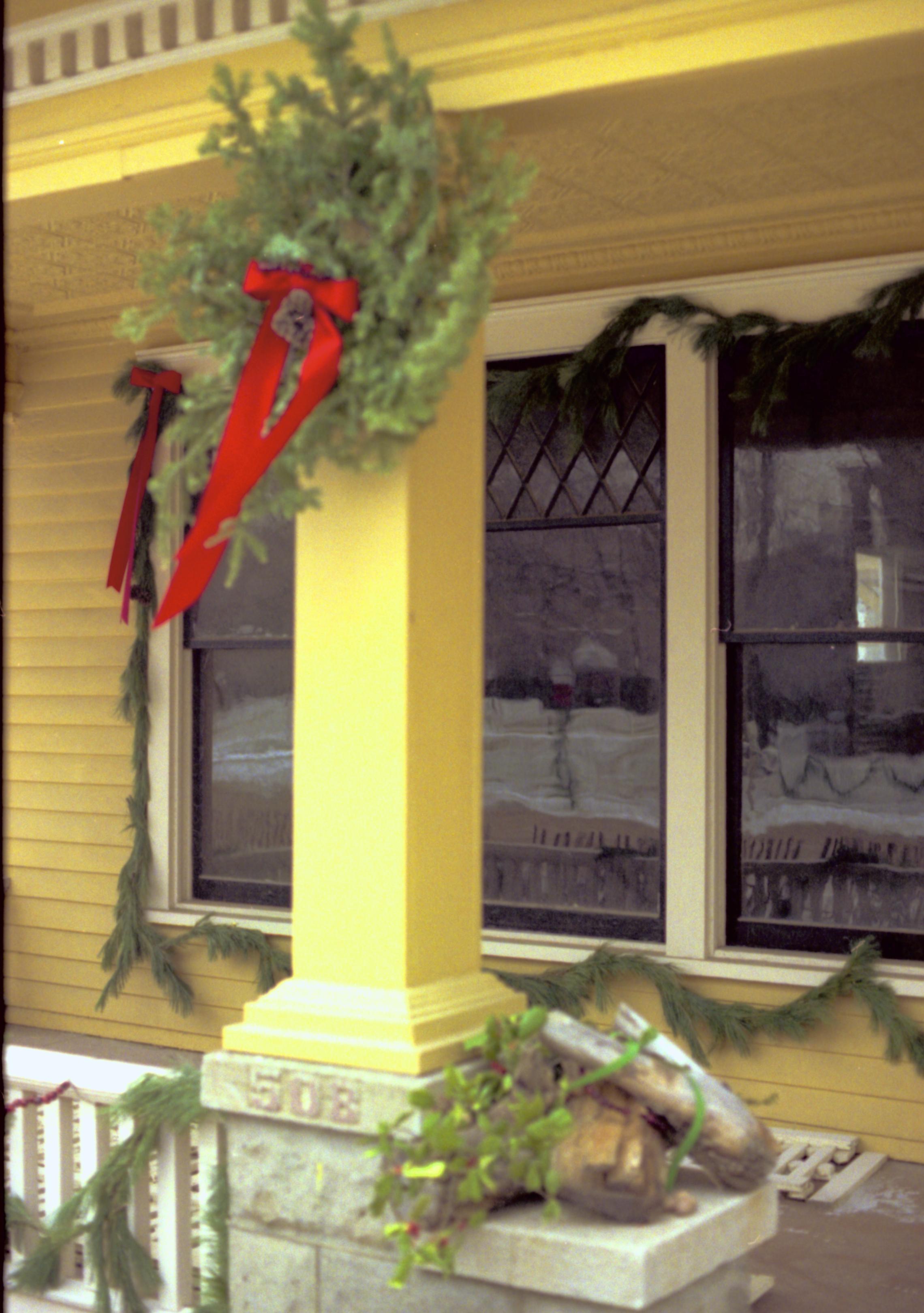 NA Lincoln Home NHS- Christmas in Licoln Neighborhood Awards Ceremony, 8198, 135A, 17 Christmas, neighborhood, ceremony, decorations