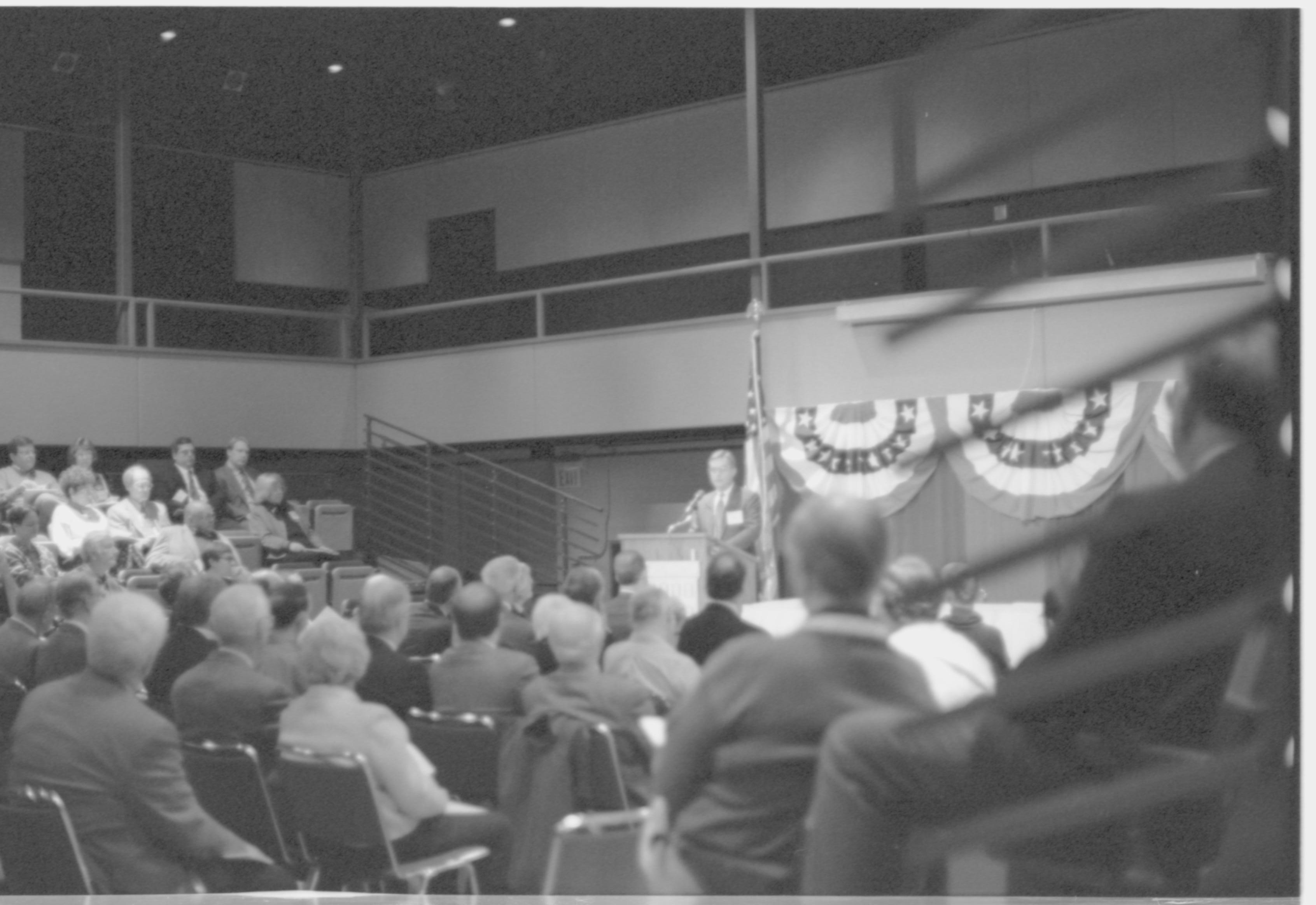 Lecture Hall with Supt. Hellmers @ podium 4-1997 Colloq (b/w); 18 Colloquium, 1997