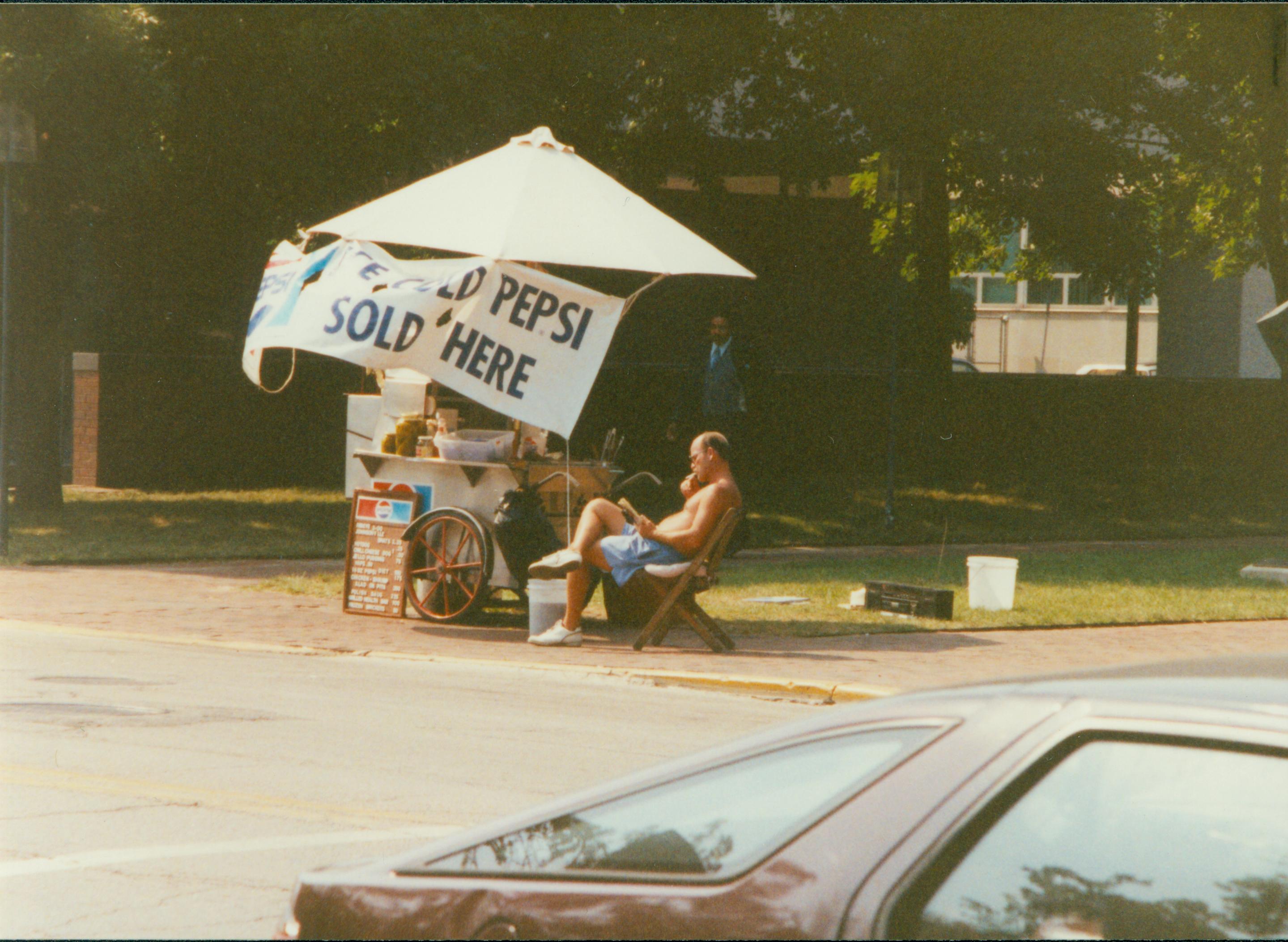 Vendor Location on 8th & Capitol; August, 1990 3131951 Food Vendors