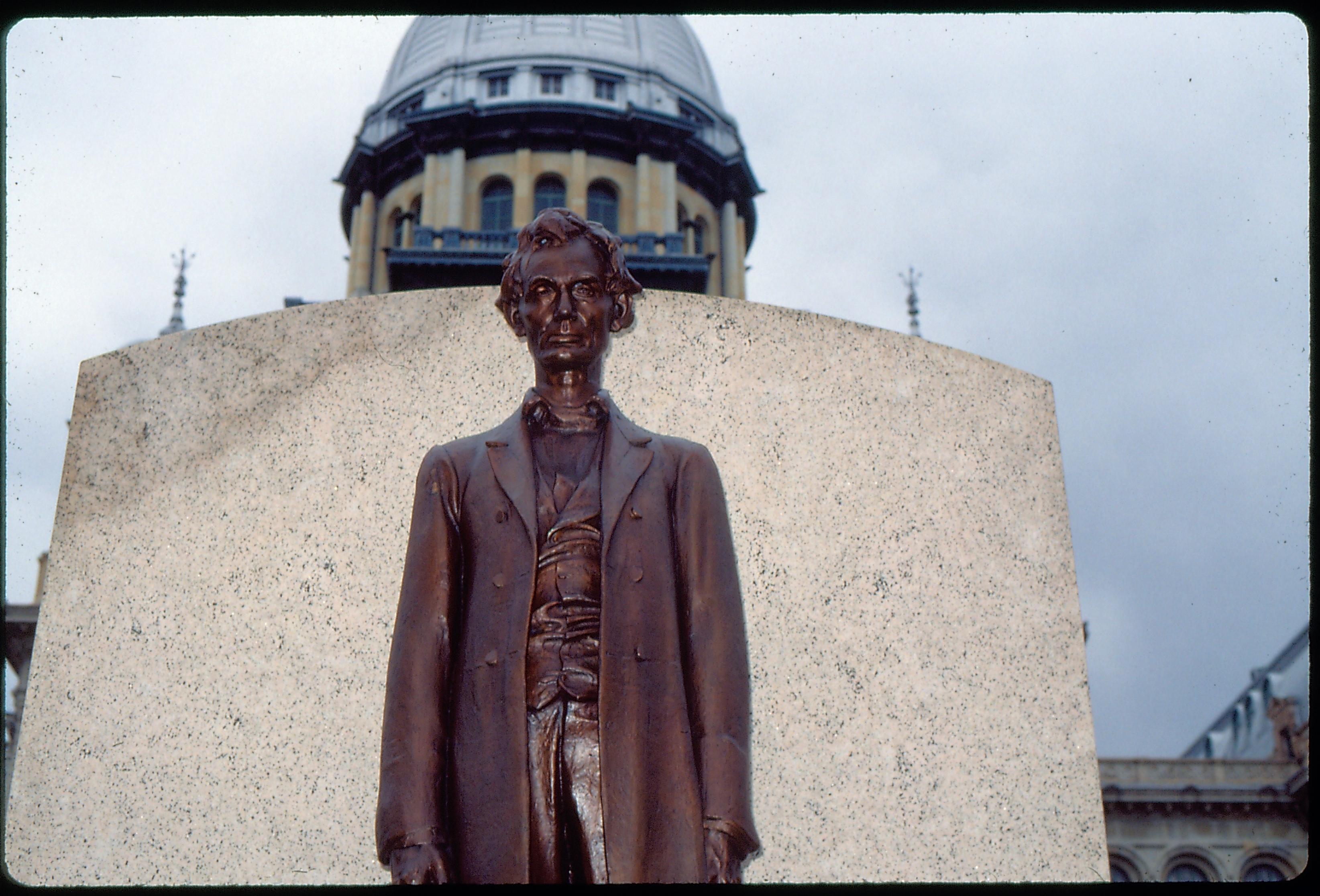 Lincoln statute New State Cap. New State Capitol