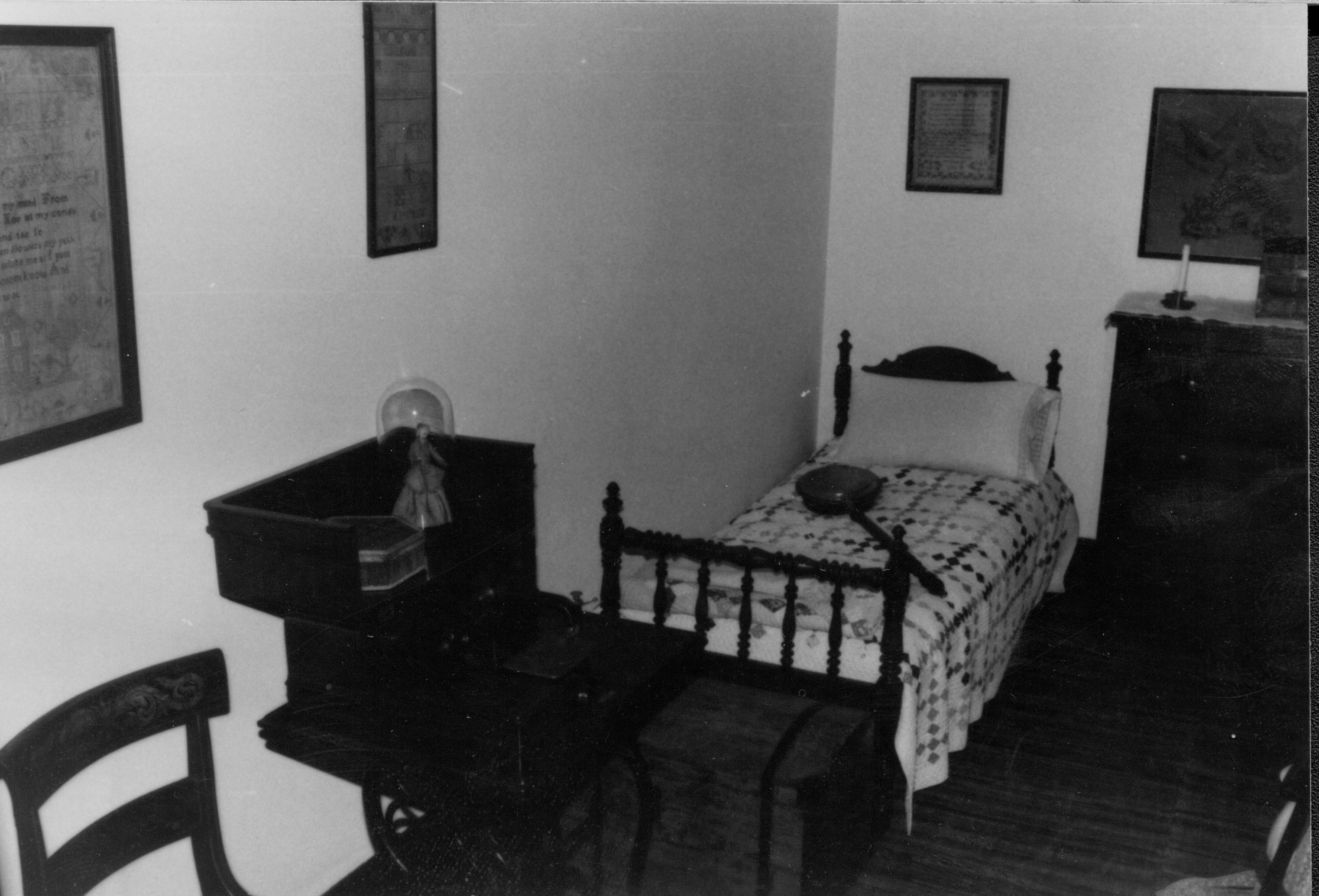 NA Lincoln, home, Boy's room, furnishings