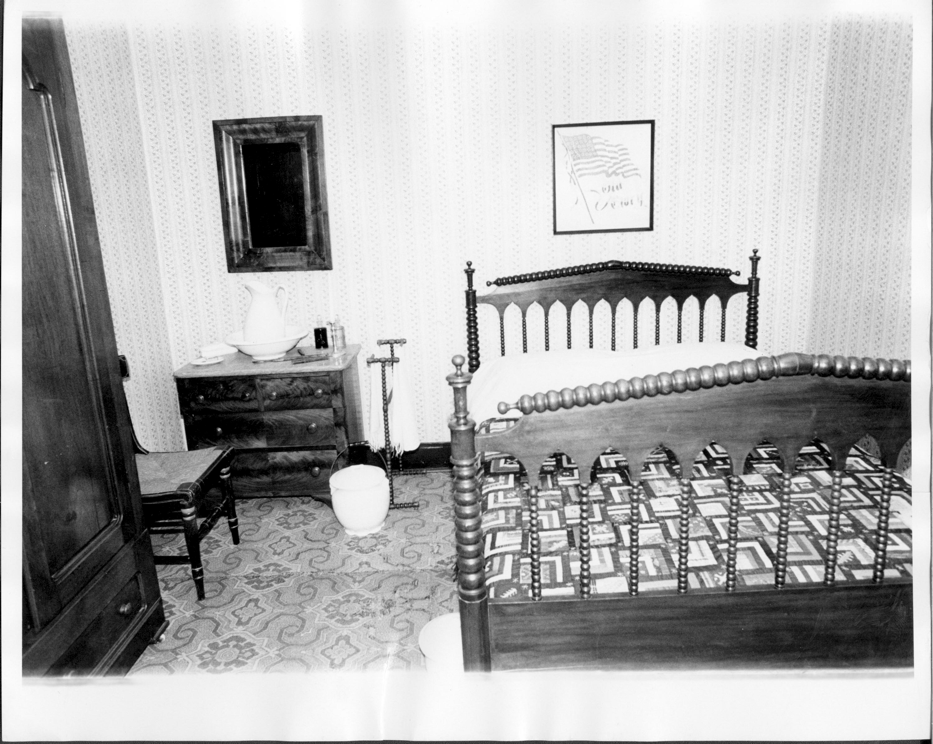 NA Pic.#13, Class.#7 Lincoln, home, Boy's room