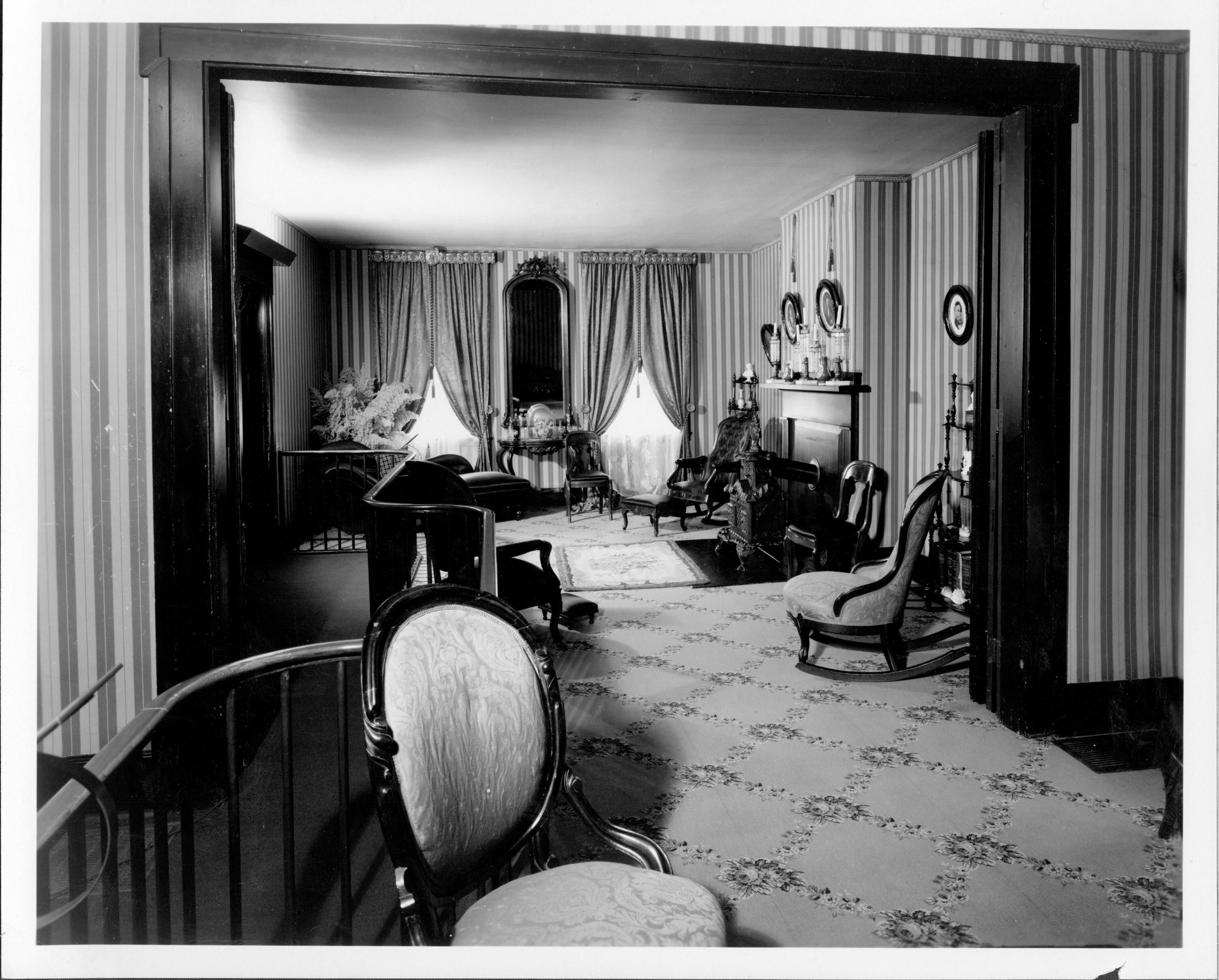 NA Lincoln, Home, Front, Parlor
