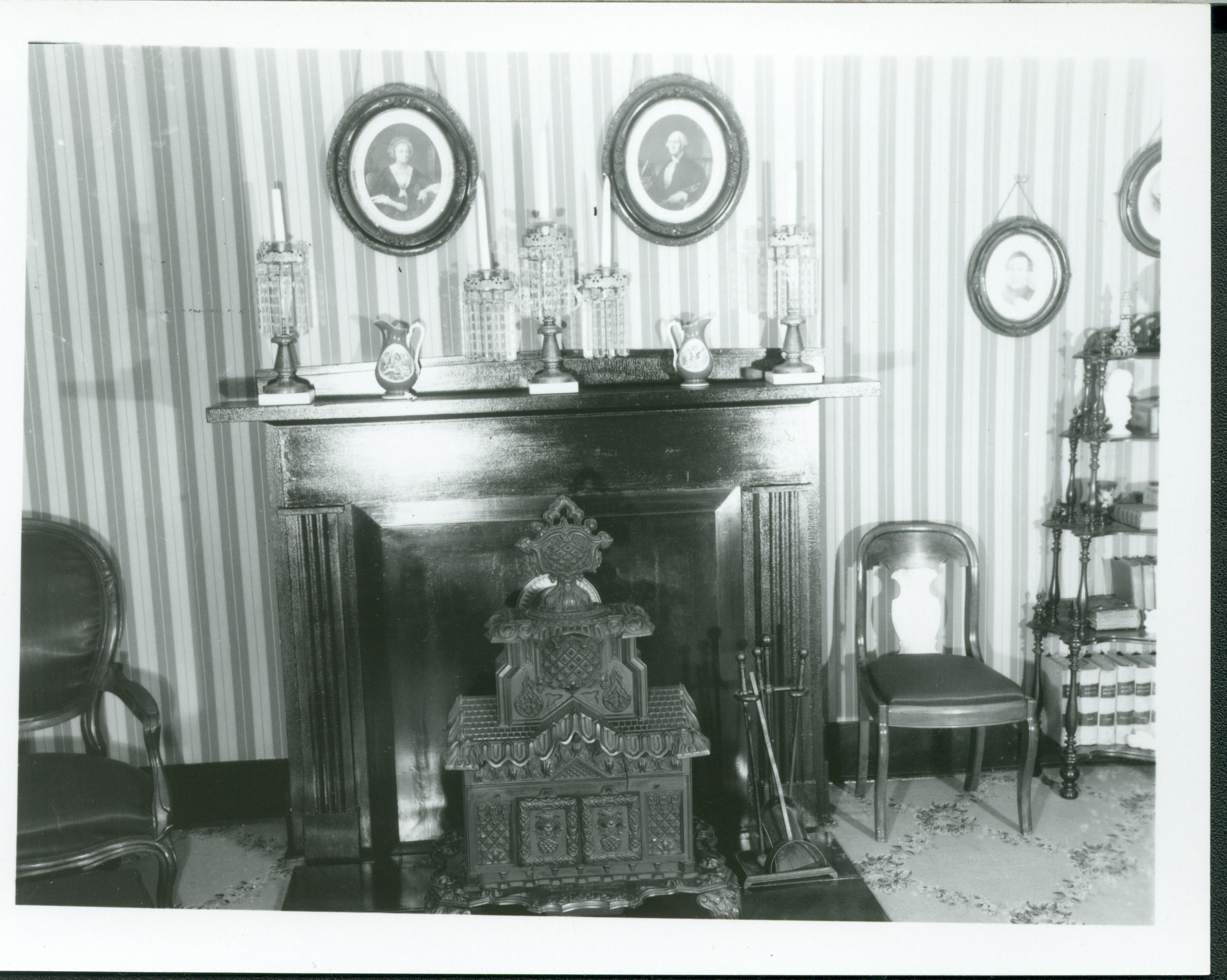 NA Negative # 51, See Classification # 310 Lincoln, Home, Front, Parlor