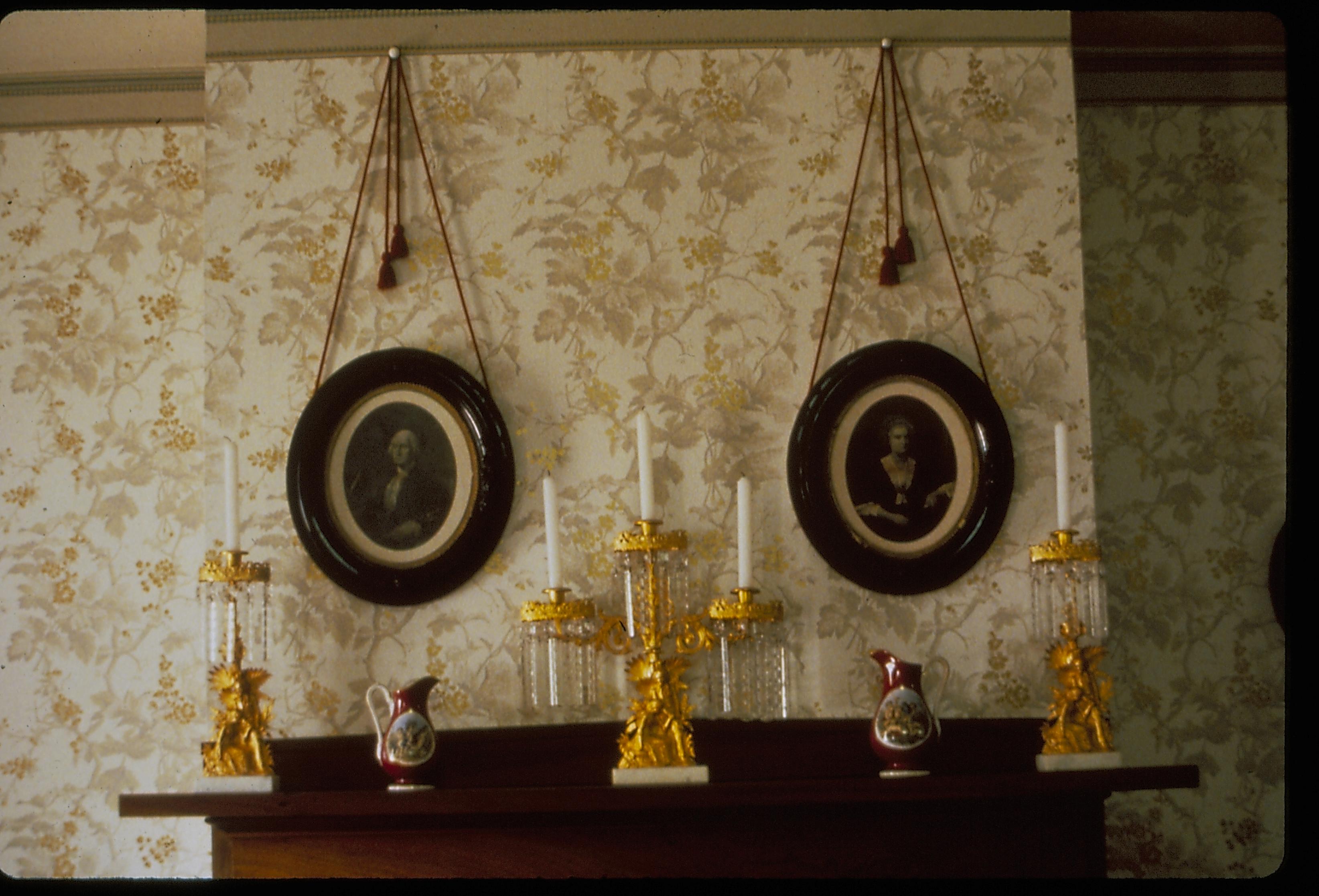 #61 Lincoln, Home, Front, Parlor