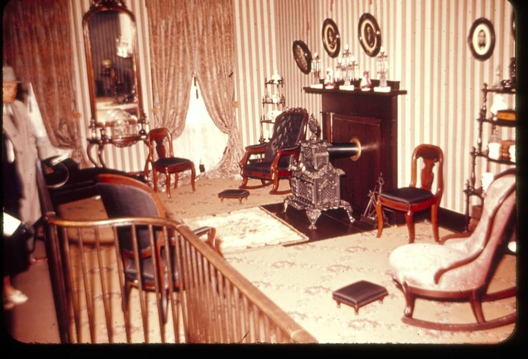 Front Parlor  Lincoln, Home, Front, Parlor