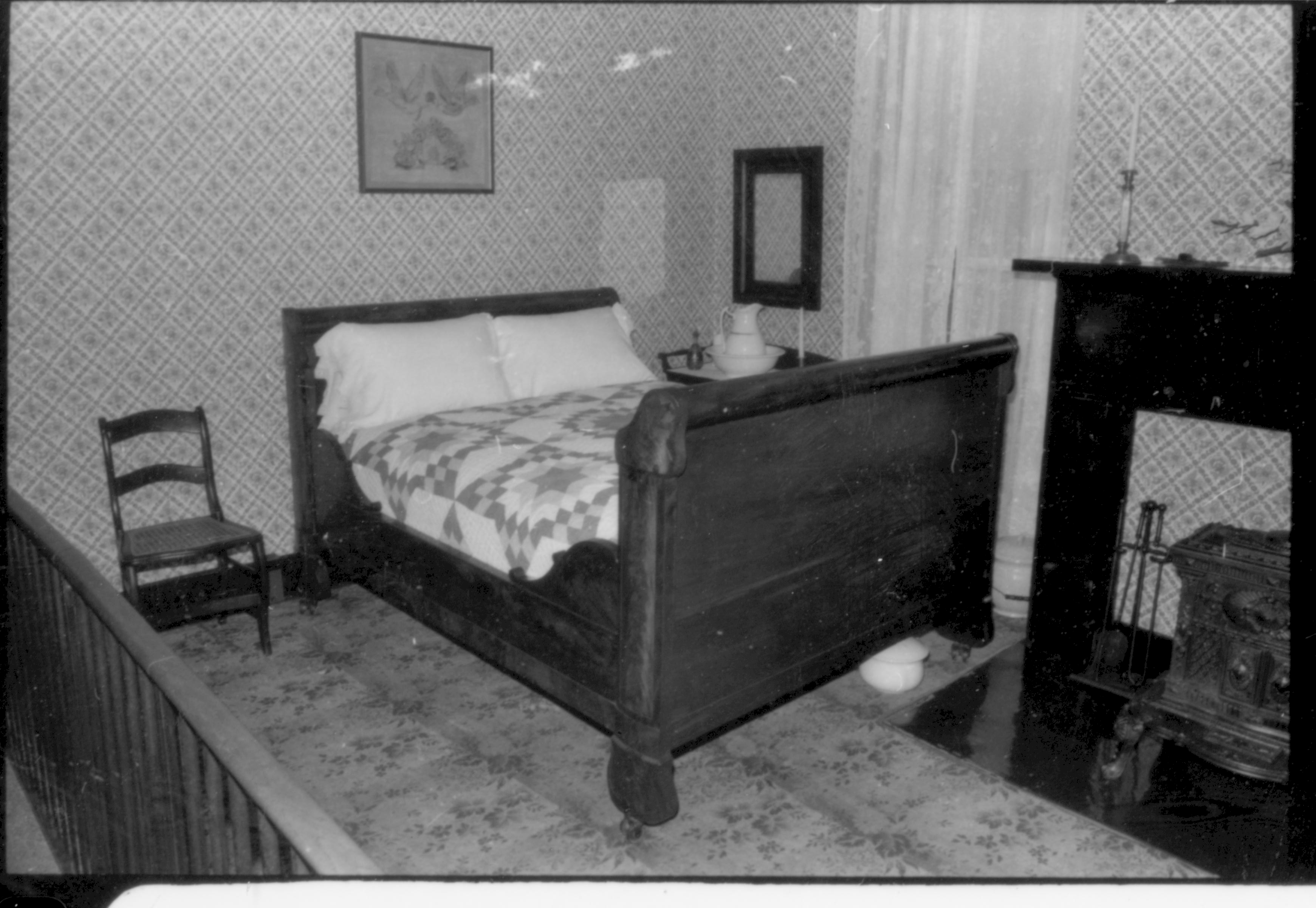 Lincoln's Home - Furniture 27B Lincoln, Home, Guest Bedroom, Boy's Bedroom, furnishings