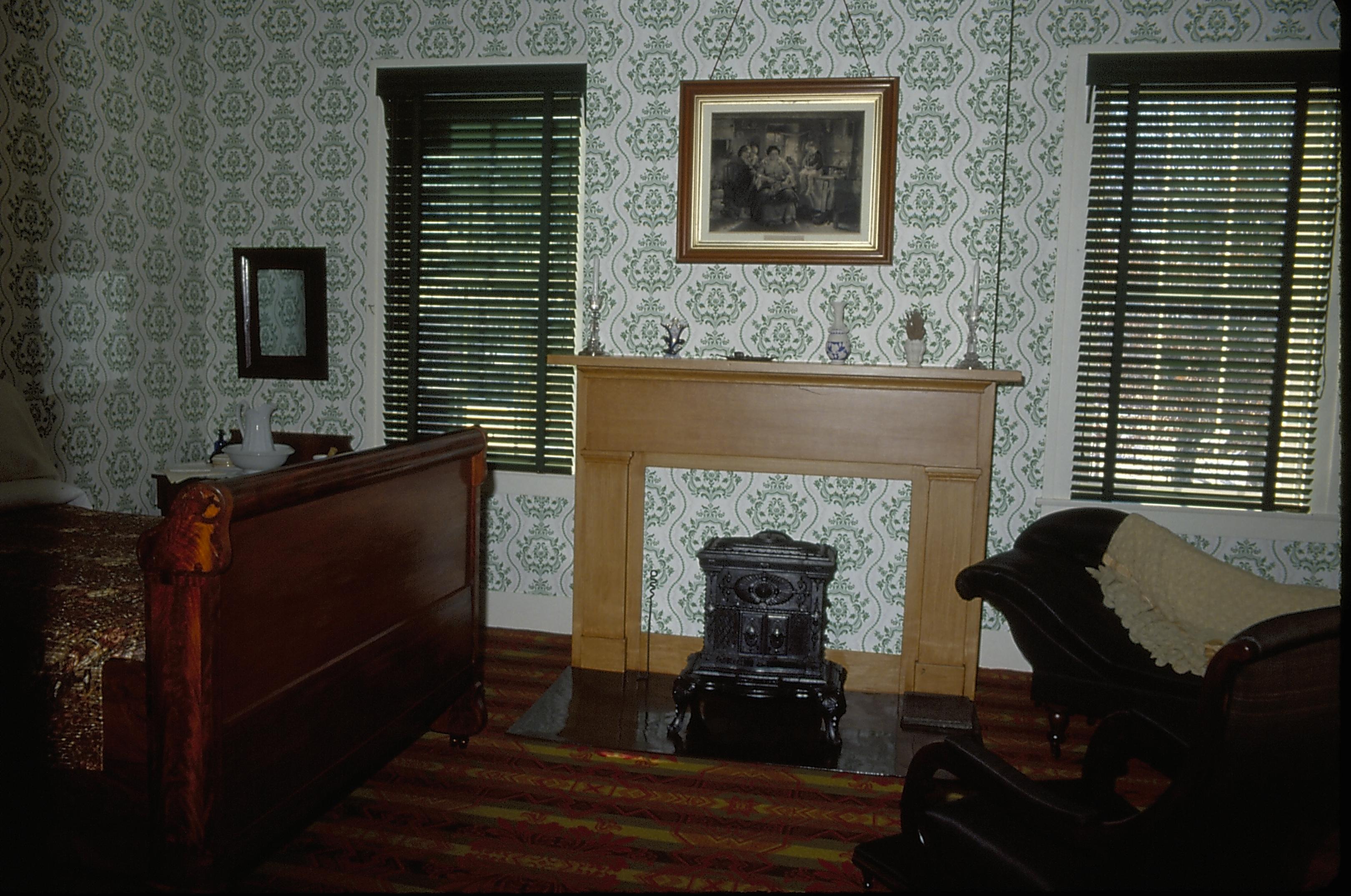 NA JP Lincoln, Home, Boy's, Guest, Room