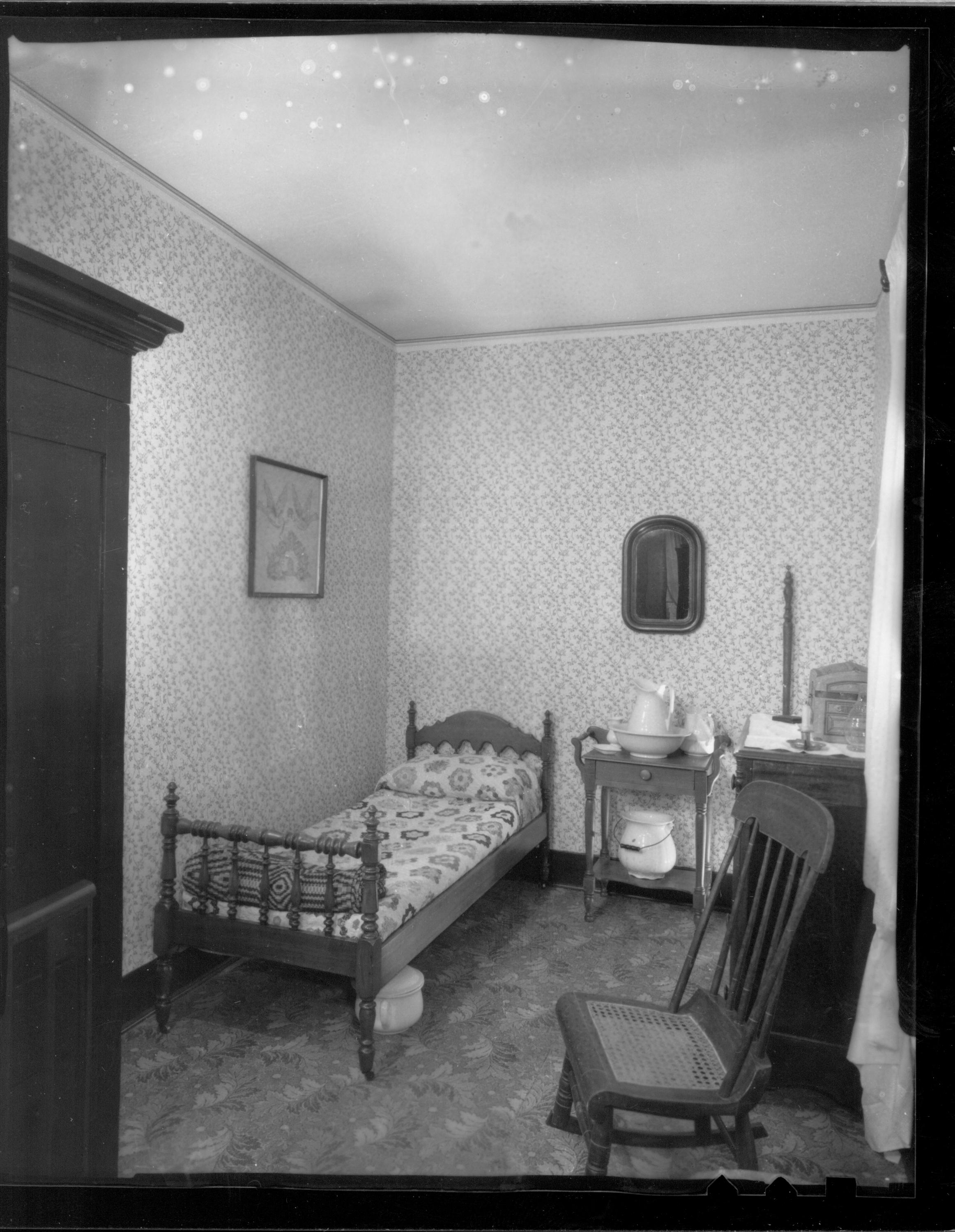 NA Lincoln, Home, Maids bedroom, Sewing room