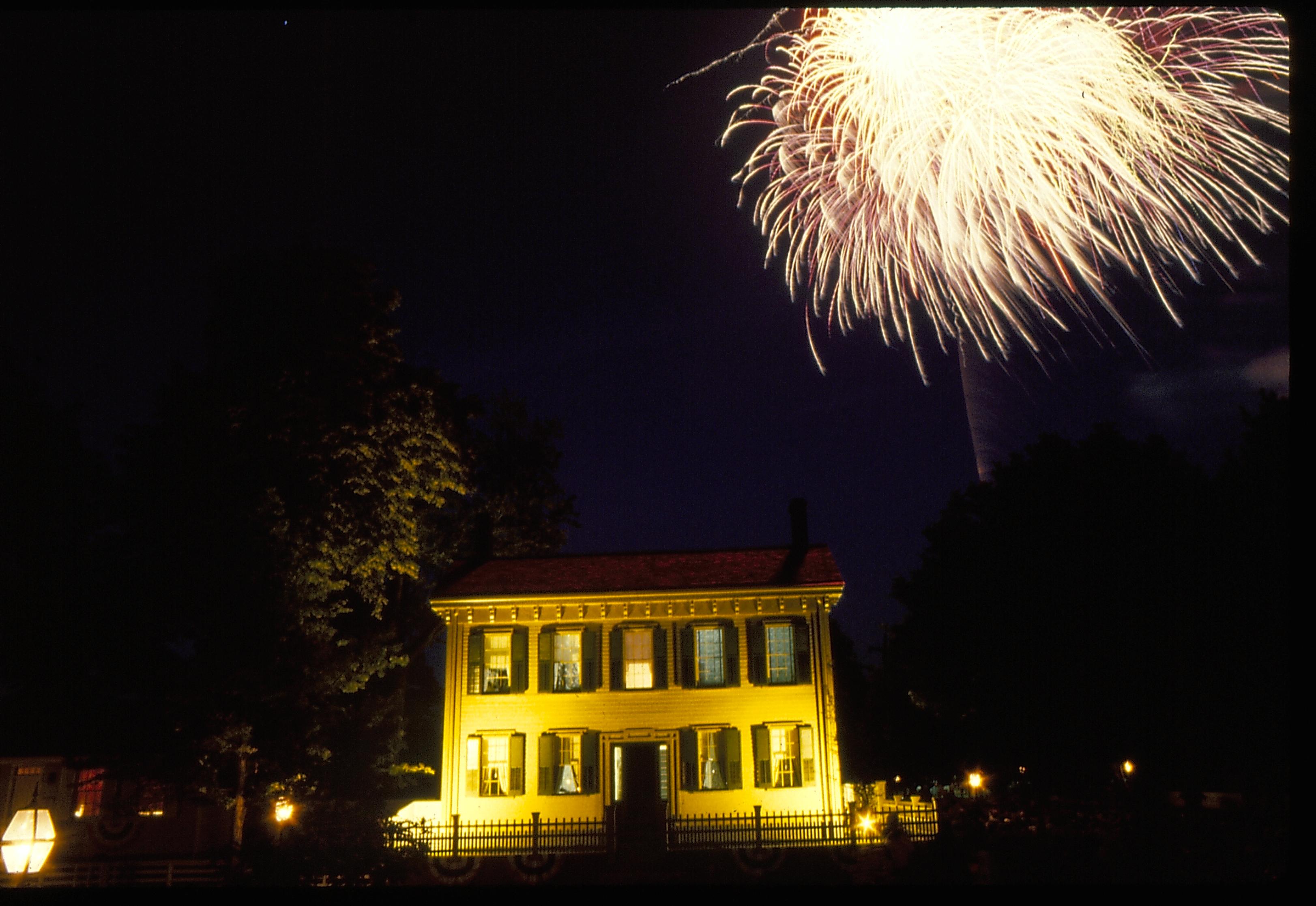 NA Lincoln, home, night, fireworks