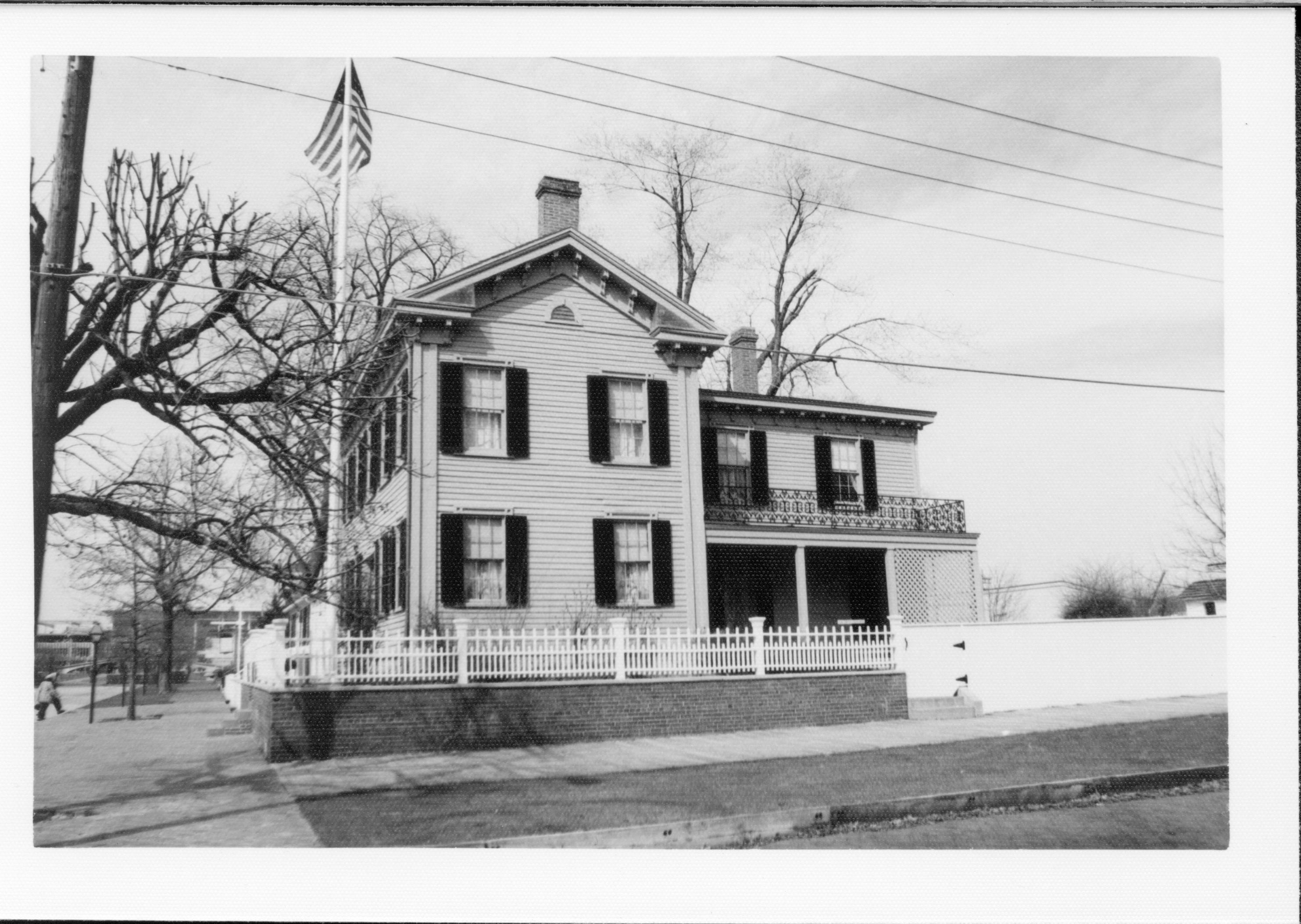NA Lincoln, home