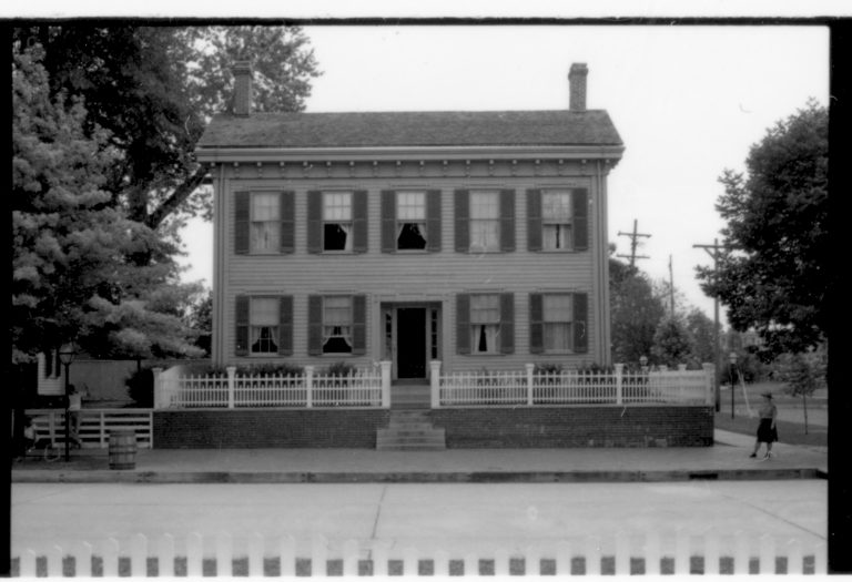 Lincoln Home 5-B,13 Lincoln, home