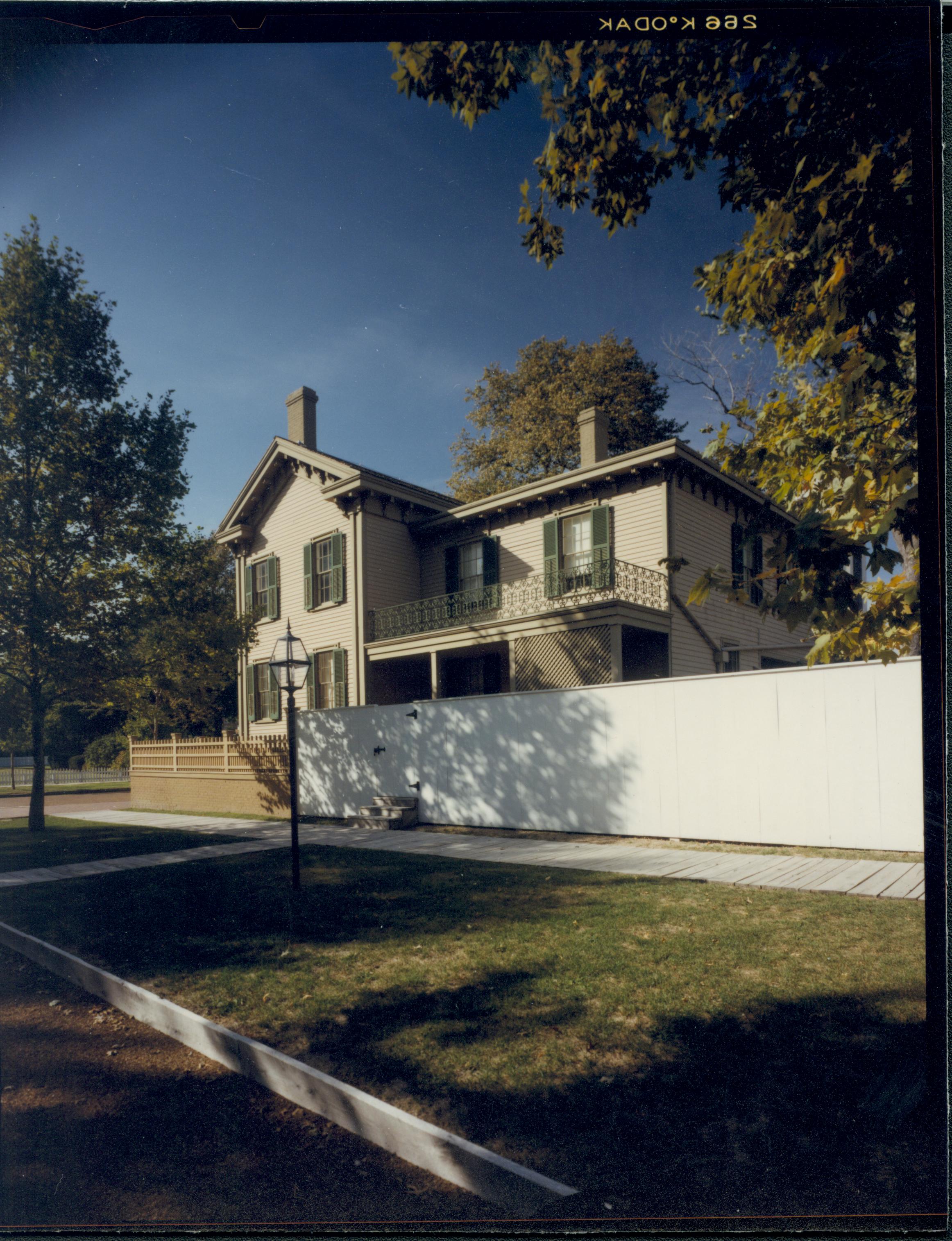 NA 36 Lincoln, home