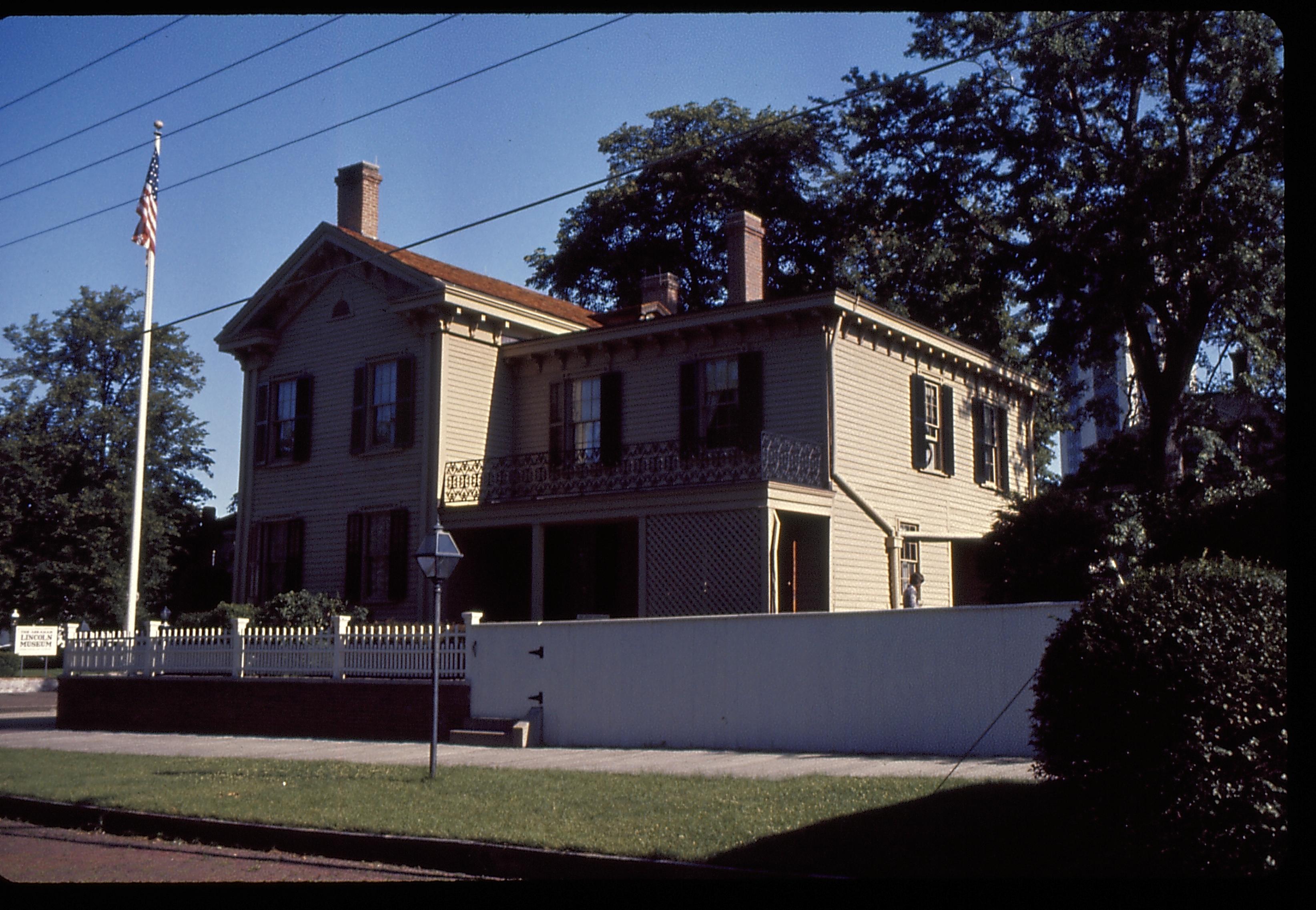 NA Slide Sleeve: Pre-Restoration Lincoln, home