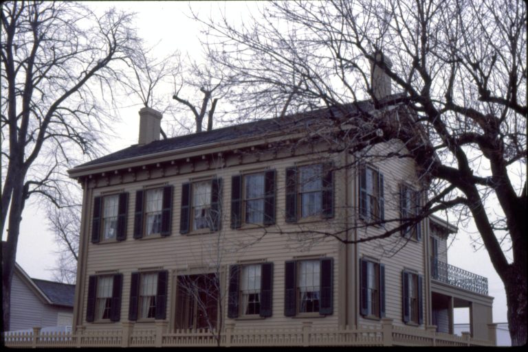 NA Slide Sleeve: LINCOLN HOME, AFTER 1988, WINTER Lincoln, home, snow