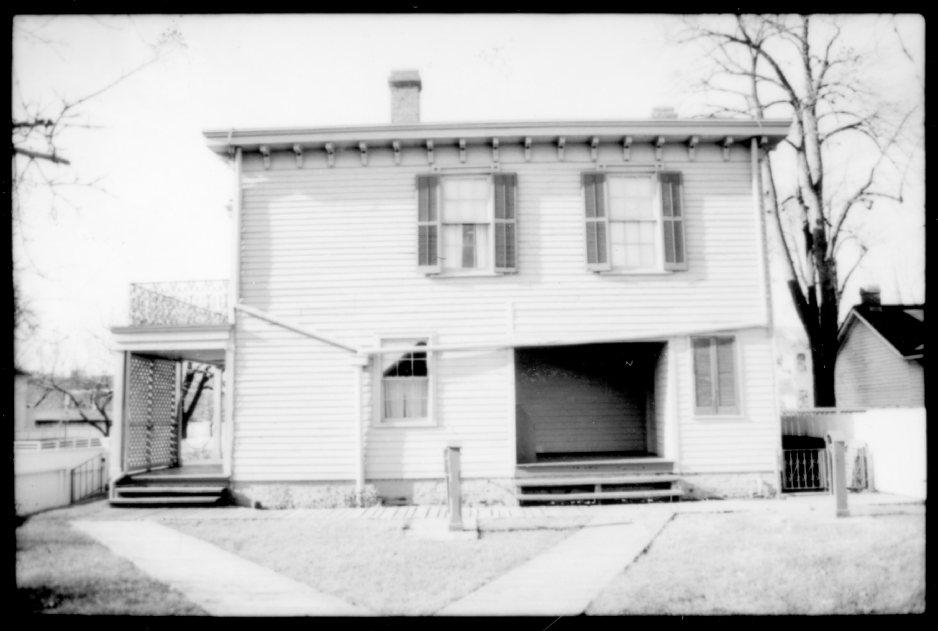 NA Historic LIHO Photographs prior to restoration Lincoln, Home, side