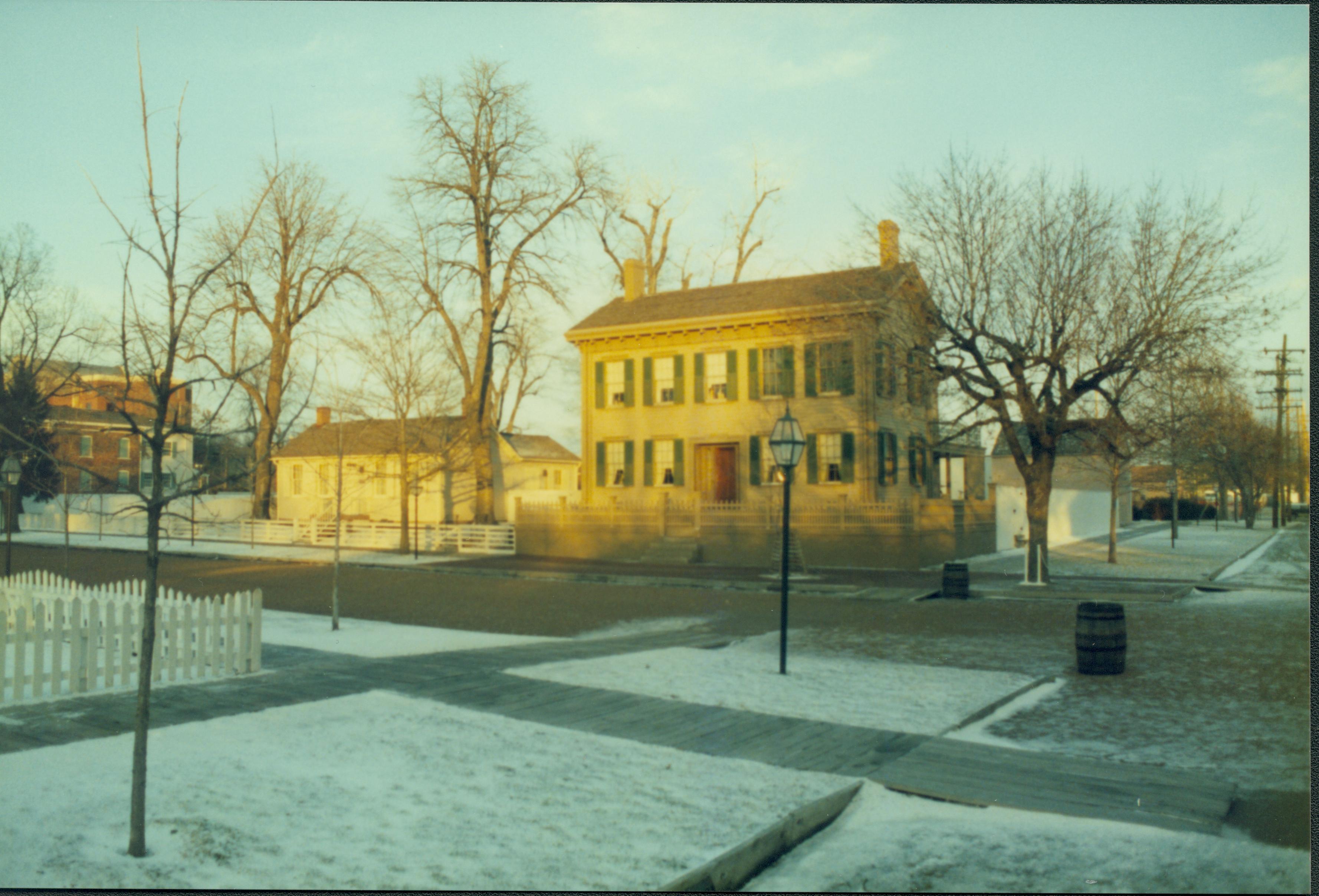 NA Lincoln, home, winter, snow