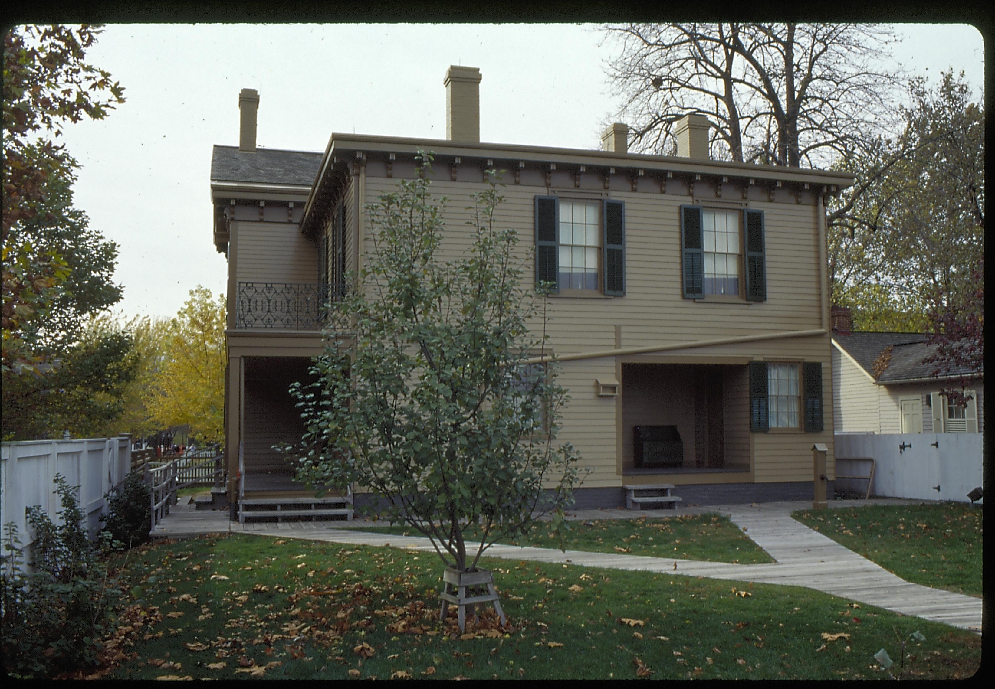 NA file no. 6 Lincoln, home, rear view