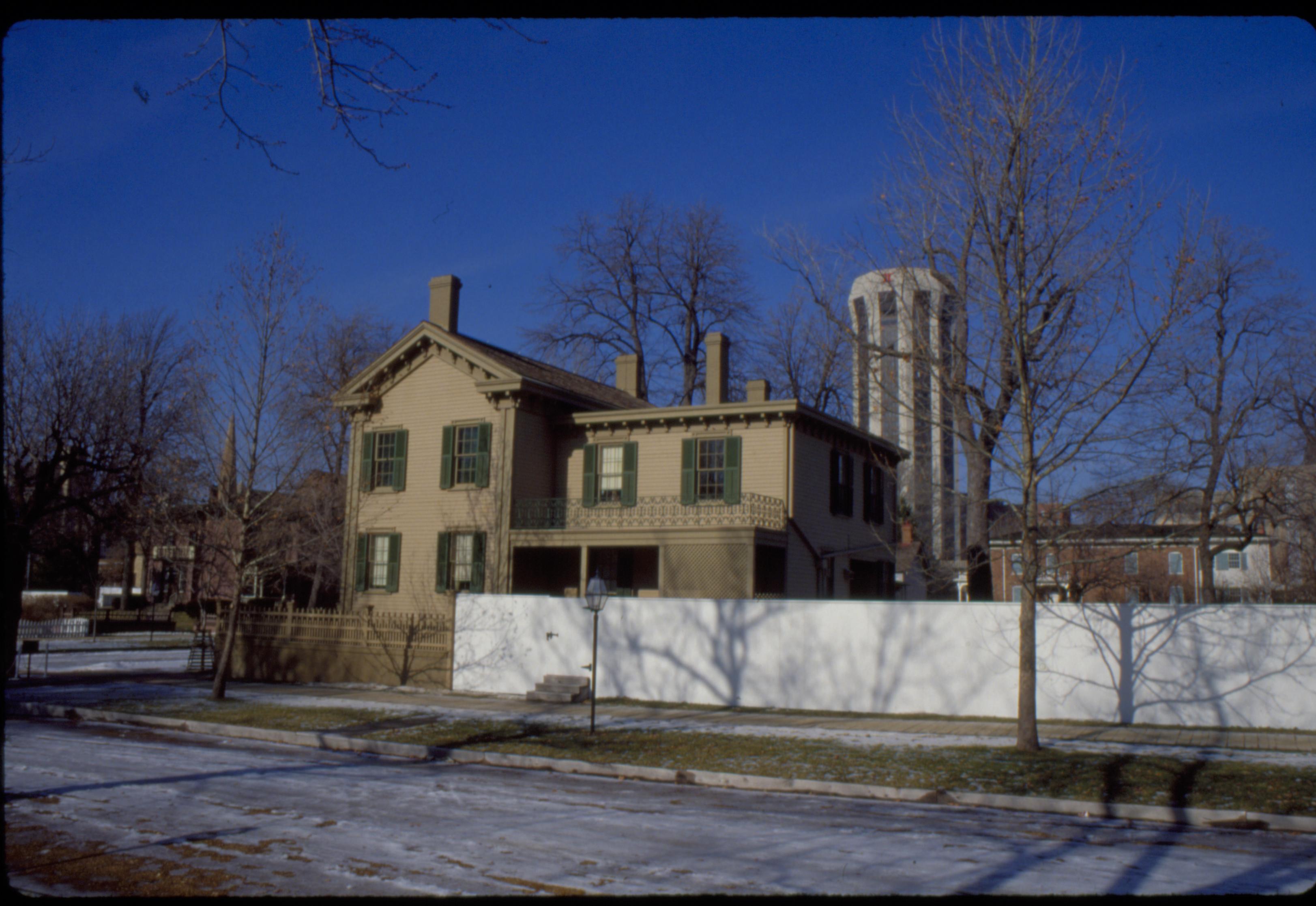 NA Lincoln, home