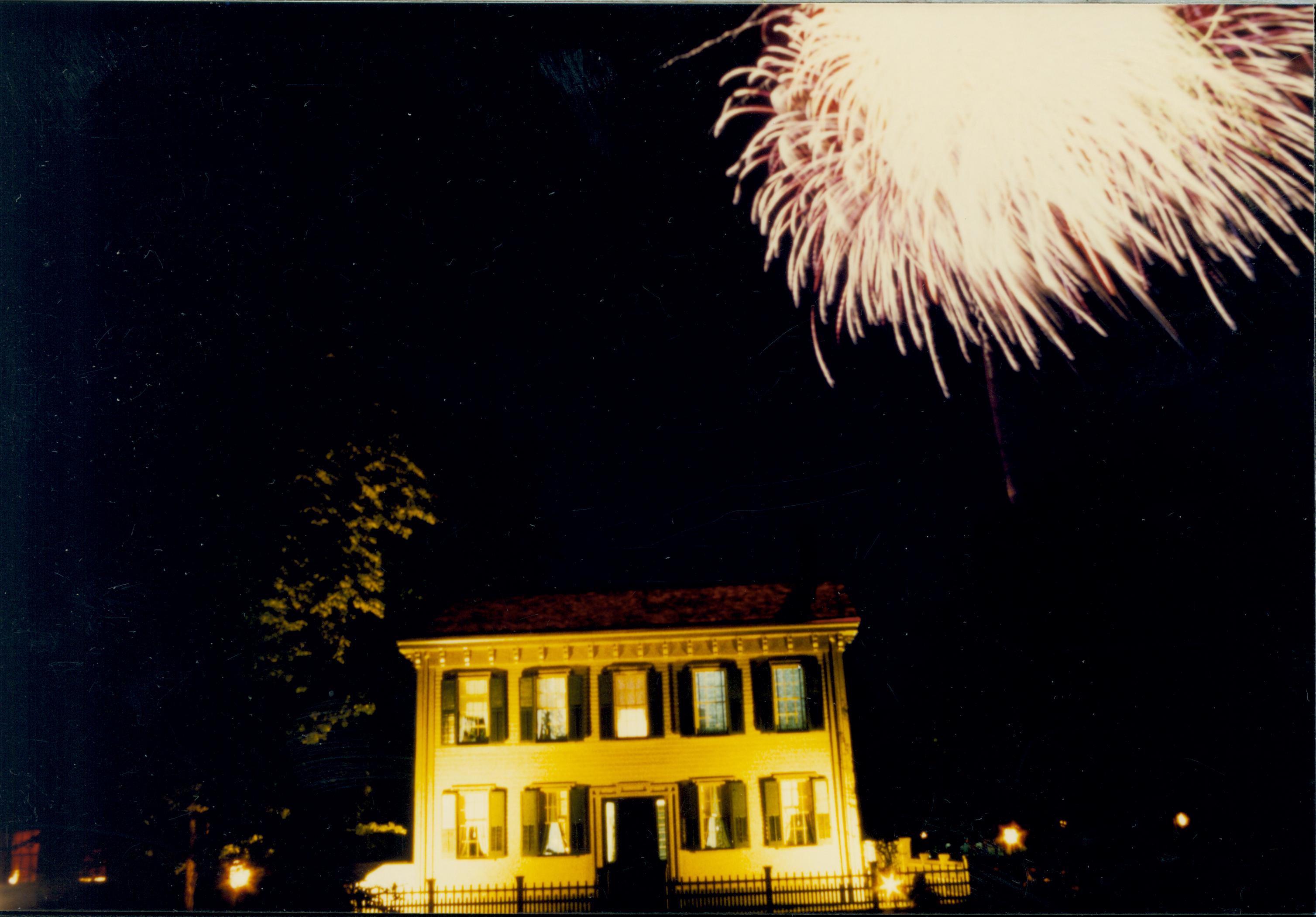 NA Lincoln, home, night, fireworks