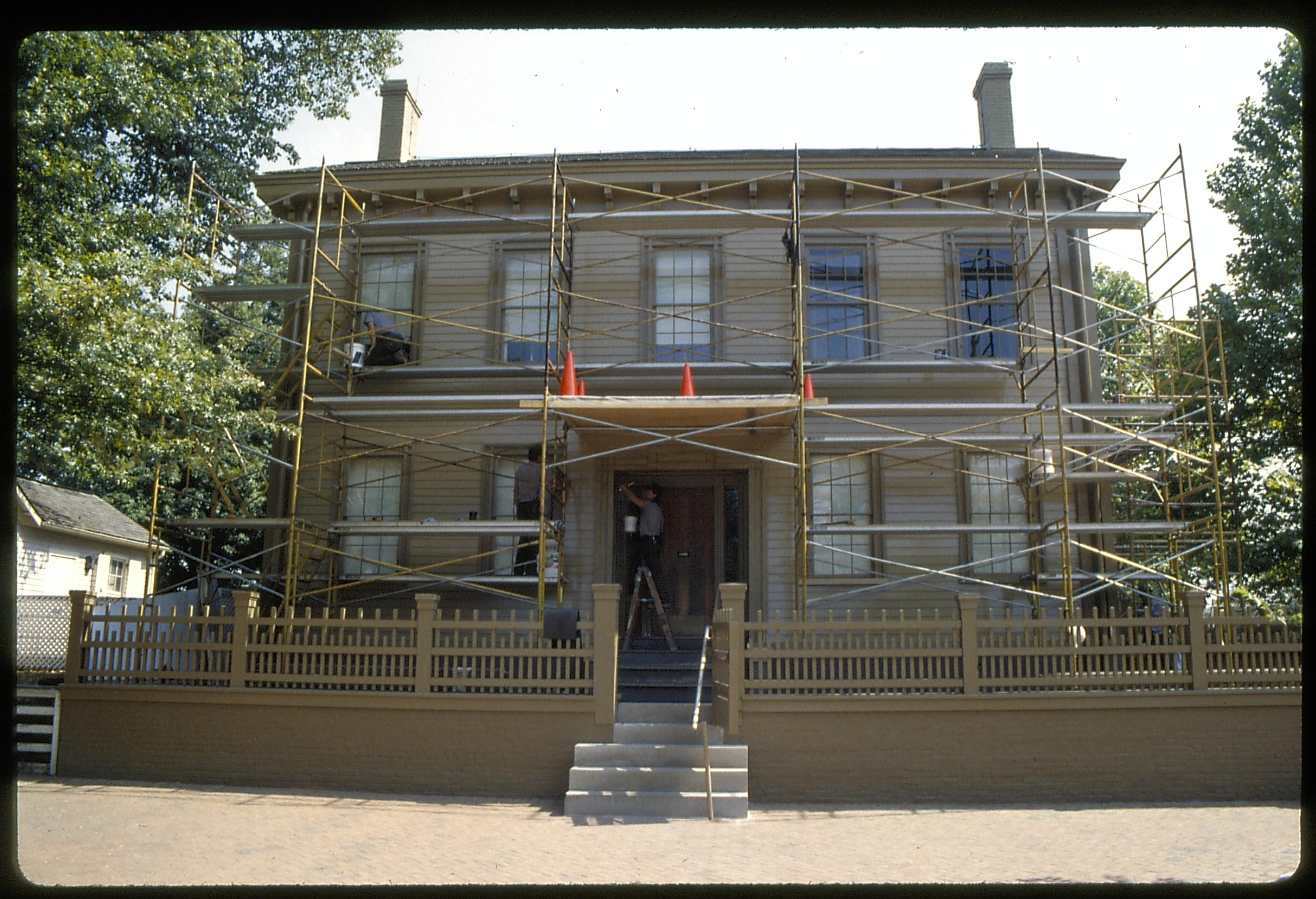 NA Lincoln, home, exterior, renovation