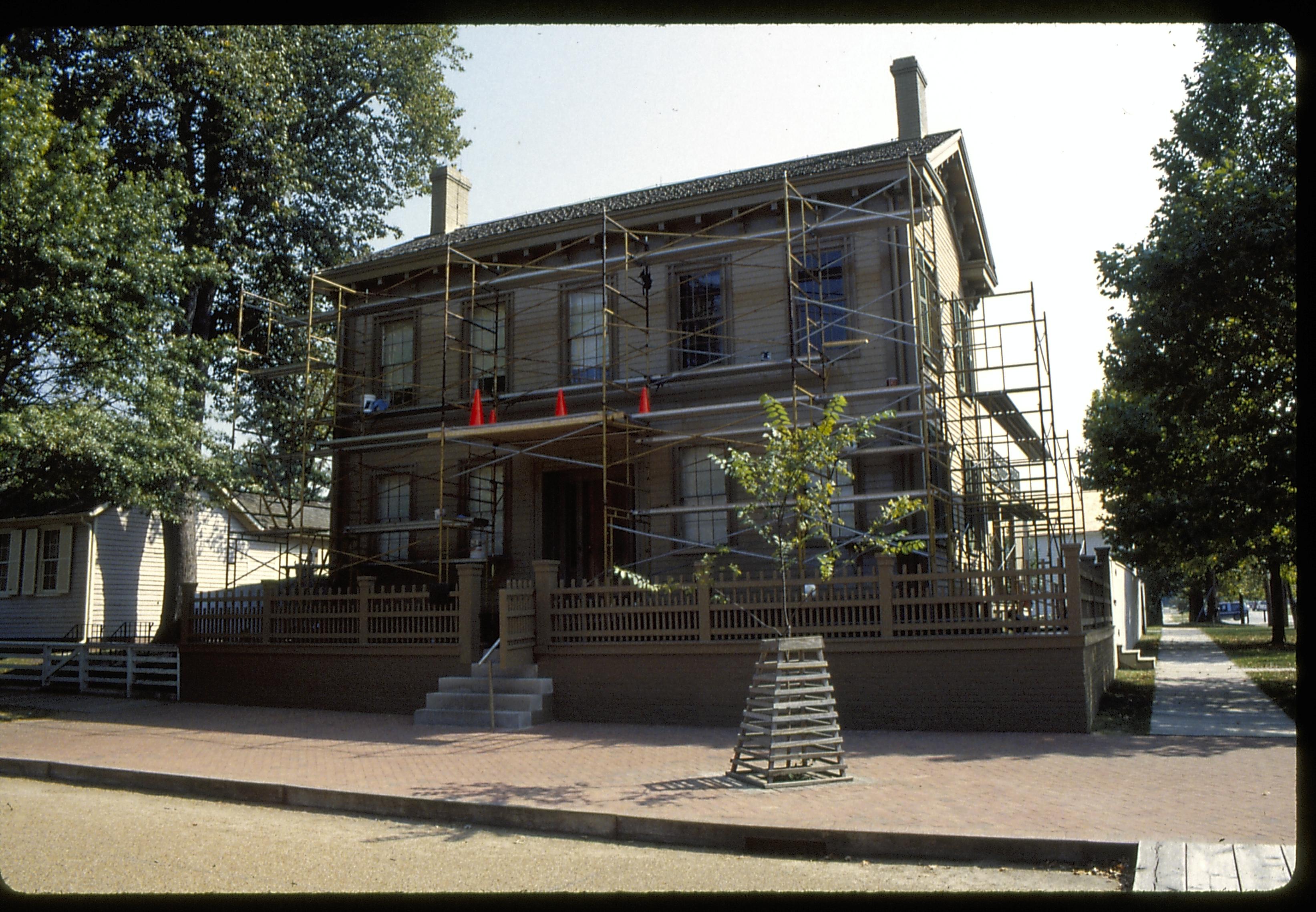 NA Lincoln, home, exterior, renovation