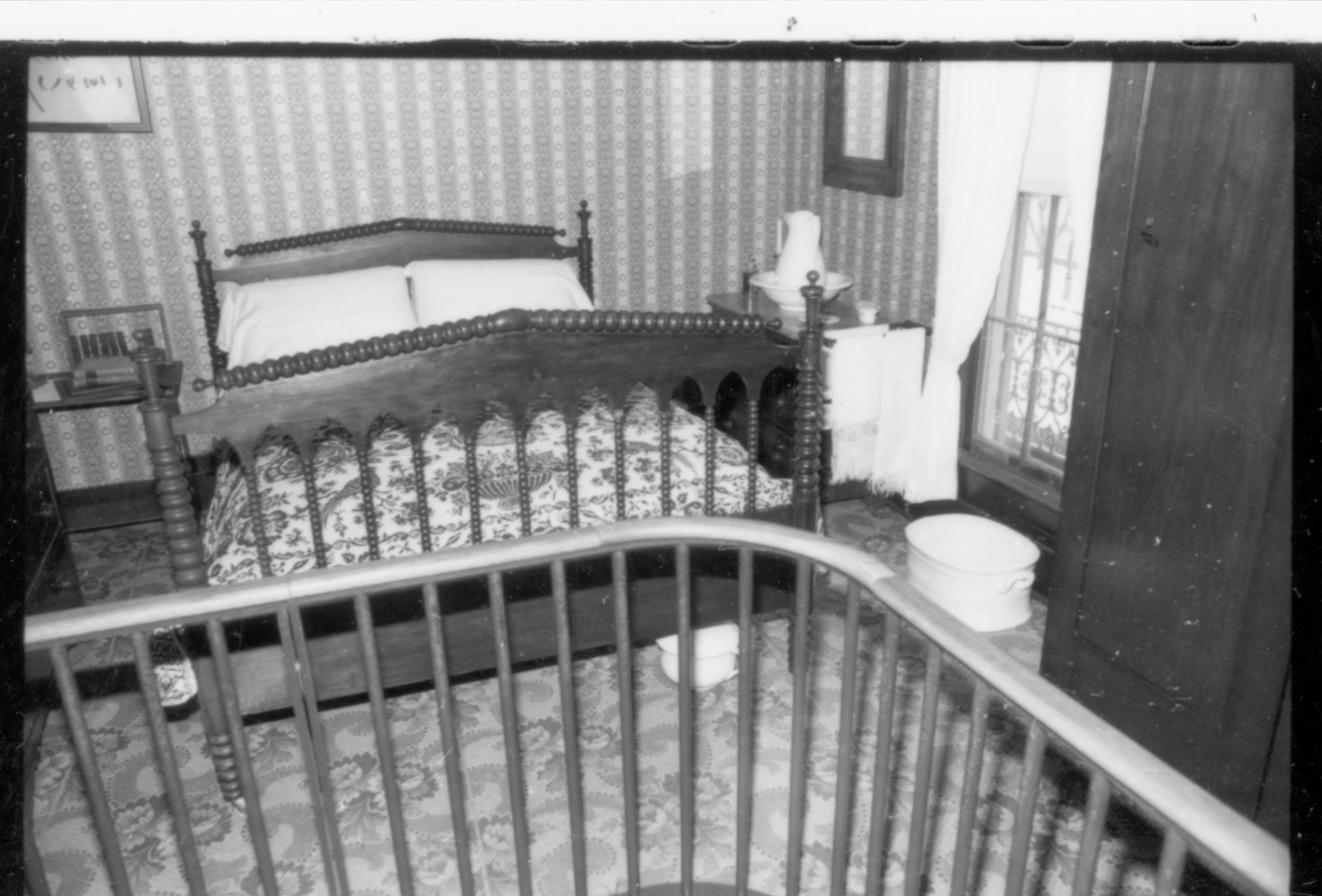 NA Lincoln Home, Boy's Room, Bedroom