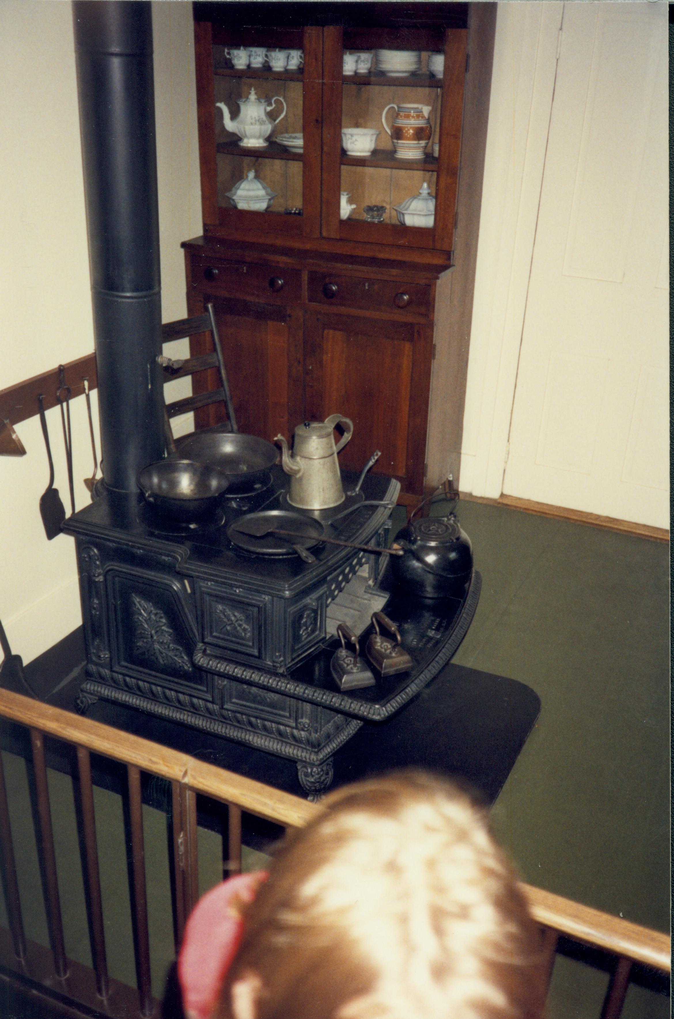 Kitchen Lincoln Home, Kitchen, Stove